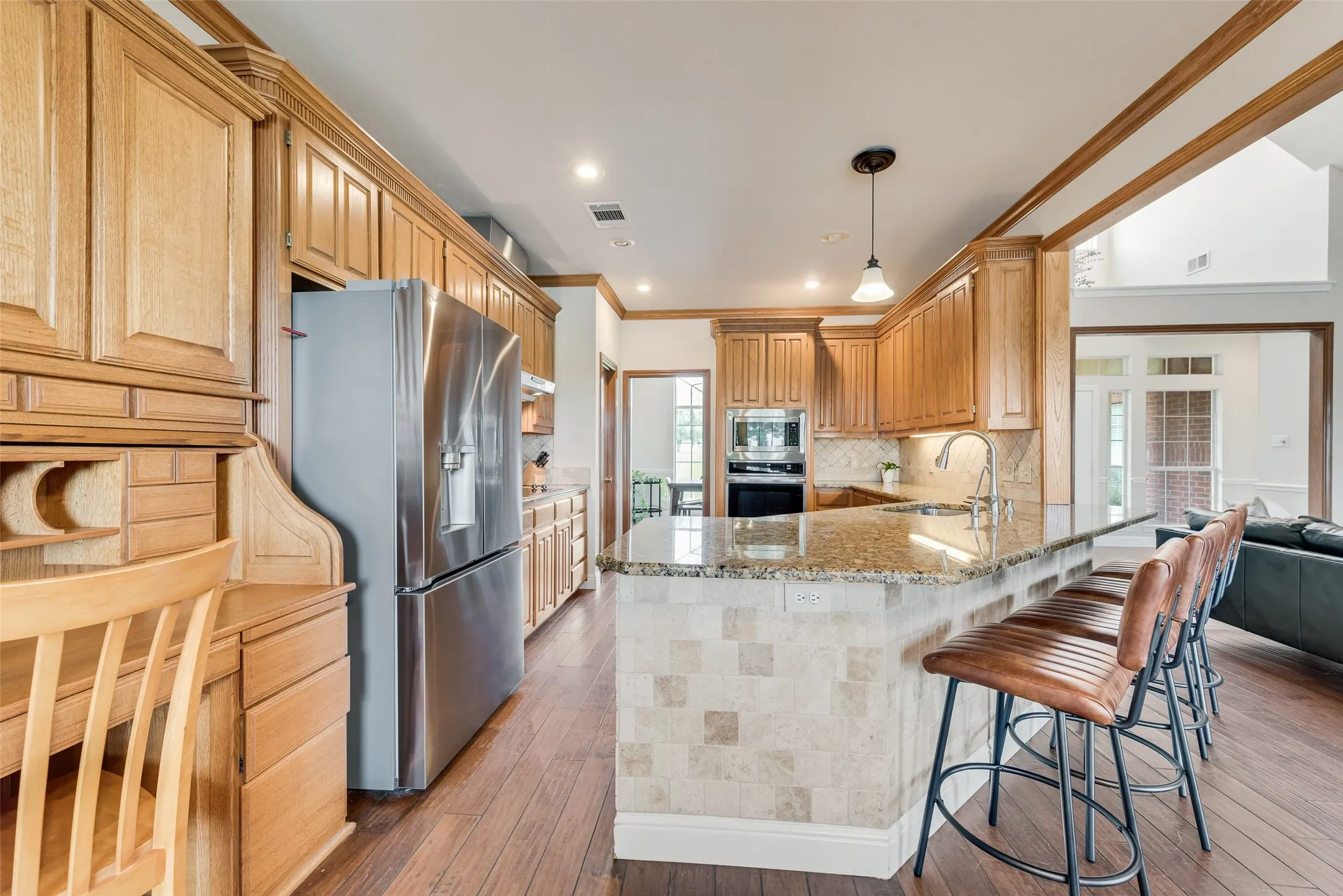 Single Family Residence For Sale in Kaufman County , 2169 County Road 4106, Kaufman, Texas 75142, 3 Bedroom, 2 Bathroom, Garage spaces, 3,010 Sqft, built in 1997, mls#21266666, Real Estate Agent in Kaufman, Homes For Sale in Kaufman county, Homes For Sale in Kaufman, Realtor in Kaufman Texas, Real Estate Brokerage Independent Realty Texas, Luminita Cordes Realtor