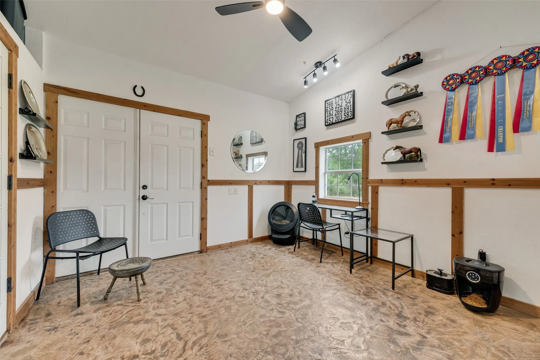 Barn Office