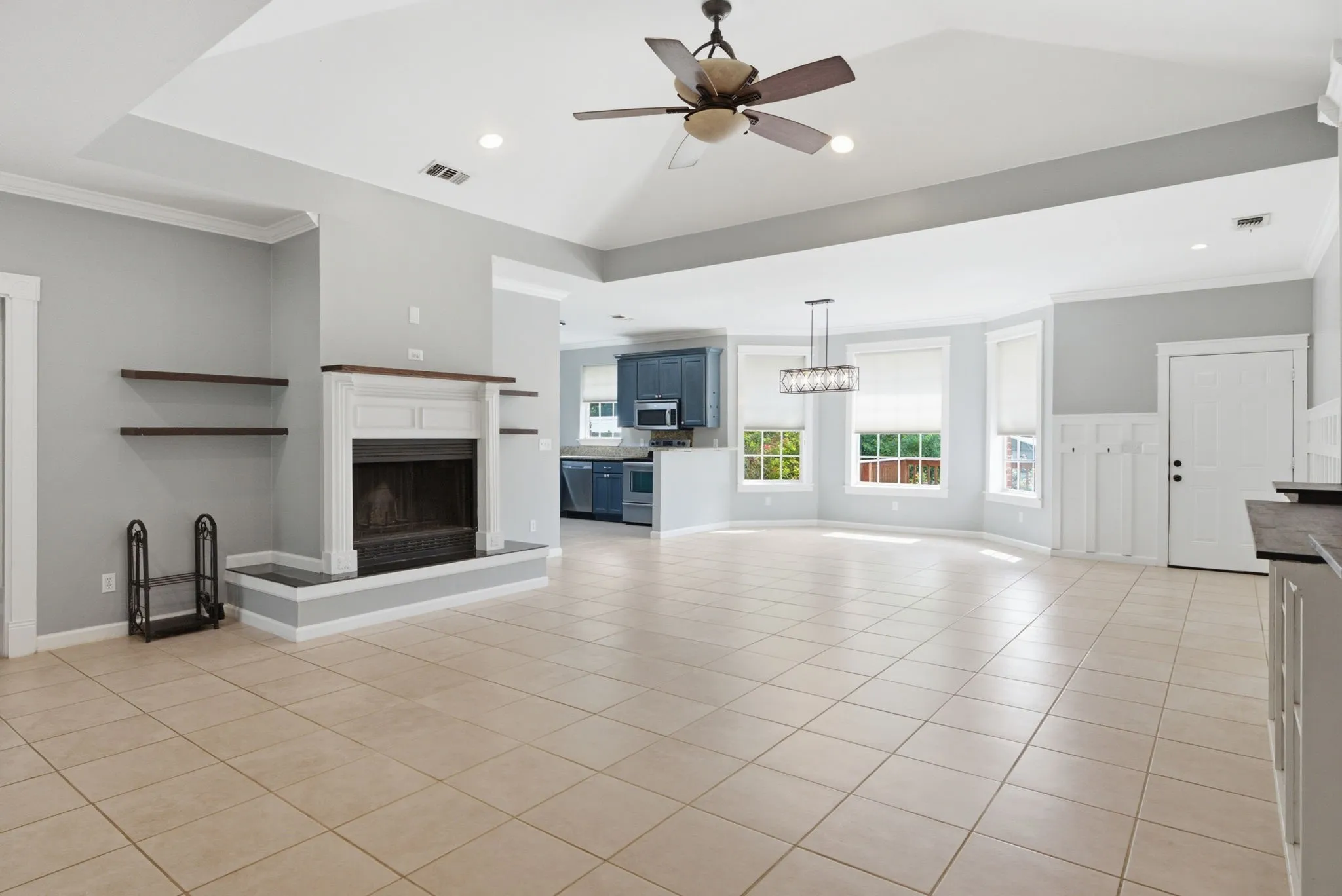 Single Family Residence For Sale in Smith County , 16465 County Road 196, Tyler, Texas 75703, 3 Bedroom, 2 Bathroom, 2 Garage spaces, 2,090 Sqft, built in 2007, mls#21266796, Real Estate Agent in Tyler, Homes For Sale in Smith county, Homes For Sale in Tyler, Realtor in Tyler Texas, Real Estate Brokerage Independent Realty Texas, Luminita Cordes Realtor