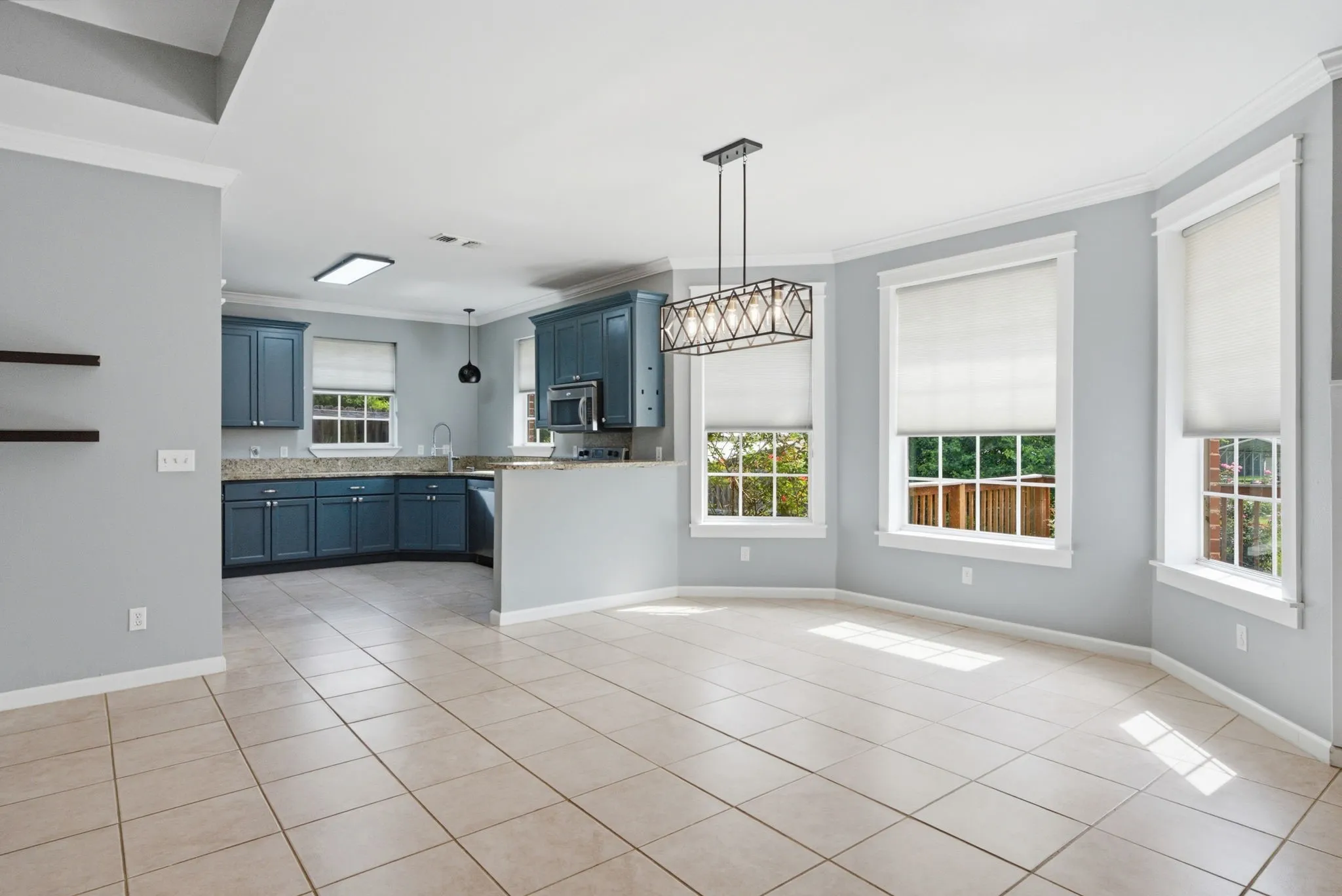 Single Family Residence For Sale in Smith County , 16465 County Road 196, Tyler, Texas 75703, 3 Bedroom, 2 Bathroom, 2 Garage spaces, 2,090 Sqft, built in 2007, mls#21266796, Real Estate Agent in Tyler, Homes For Sale in Smith county, Homes For Sale in Tyler, Realtor in Tyler Texas, Real Estate Brokerage Independent Realty Texas, Luminita Cordes Realtor