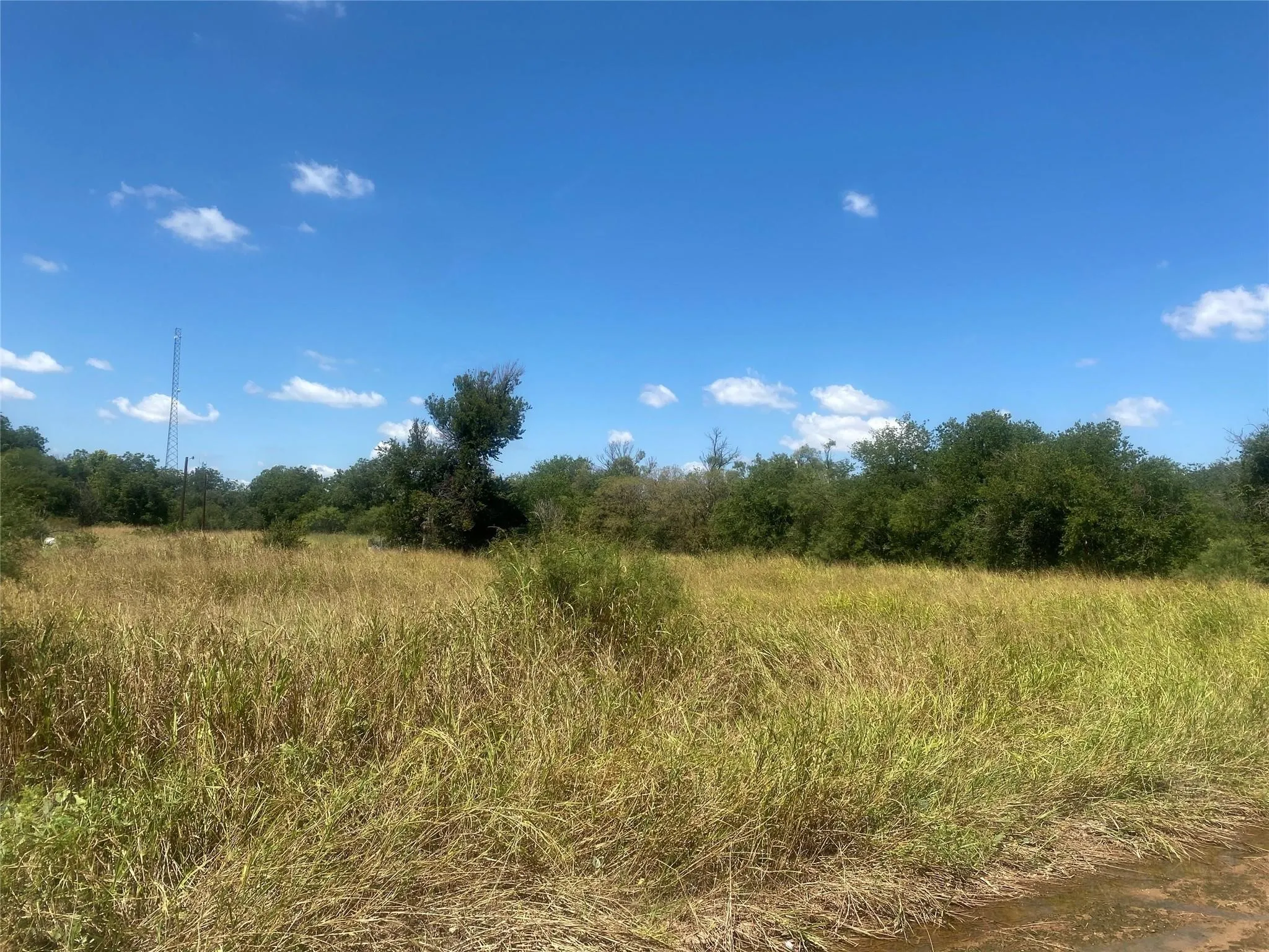 Single Family Residence For Sale in Haskell County , 912 Taylor Avenue, Rule, Texas 79547, 3 Bedrooms, 2 Bathrooms, Garage spaces, 1,056 Sqft, built in 1945, Price $79,900, mls#21270457, Real Estate Agent in Rule, Homes For Sale in Haskell county, Homes For Sale in Rule, Realtor in Rule Texas, Real Estate Brokerage Independent Realty Texas, Luminita Cordes Realtor