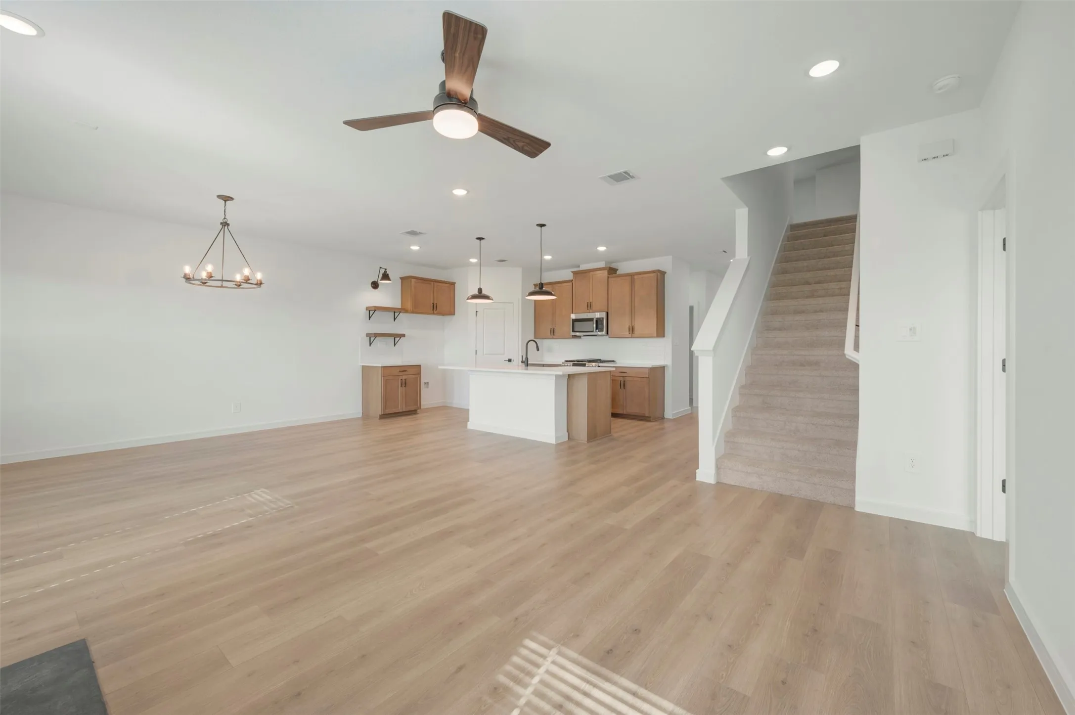 Single Family Residence For Sale in Wise County , 161 Summer Rain Way, Newark, Texas 76071, 4 Bedroom, 3 Bathroom, 2 Garage spaces, 2,244 Sqft, built in 2026, mls#21270516, Real Estate Agent in Newark, Homes For Sale in Wise county, Homes For Sale in Newark, Realtor in Newark Texas, Real Estate Brokerage Independent Realty Texas, Luminita Cordes Realtor