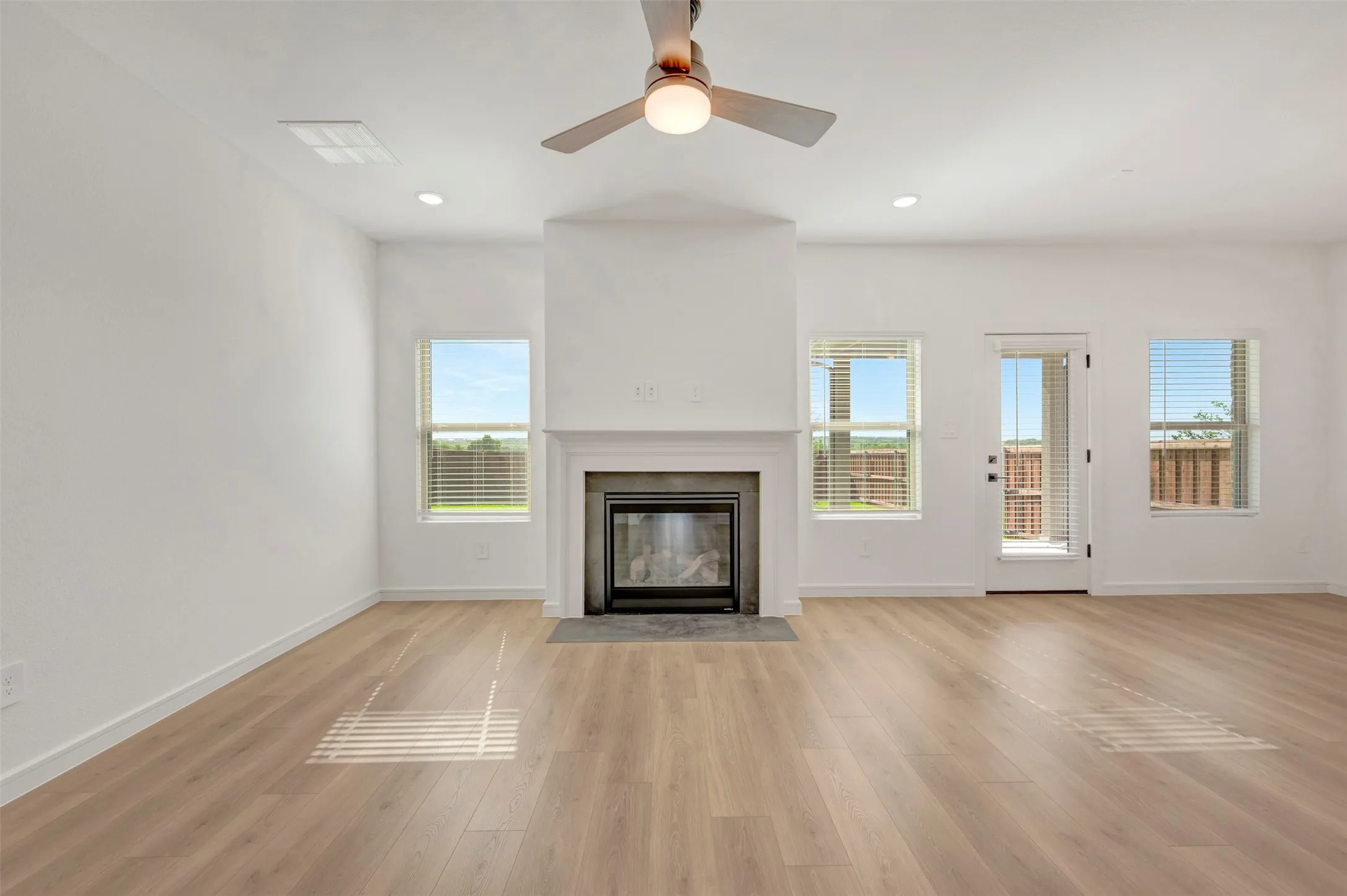 Single Family Residence For Sale in Wise County , 161 Summer Rain Way, Newark, Texas 76071, 4 Bedroom, 3 Bathroom, 2 Garage spaces, 2,244 Sqft, built in 2026, mls#21270516, Real Estate Agent in Newark, Homes For Sale in Wise county, Homes For Sale in Newark, Realtor in Newark Texas, Real Estate Brokerage Independent Realty Texas, Luminita Cordes Realtor