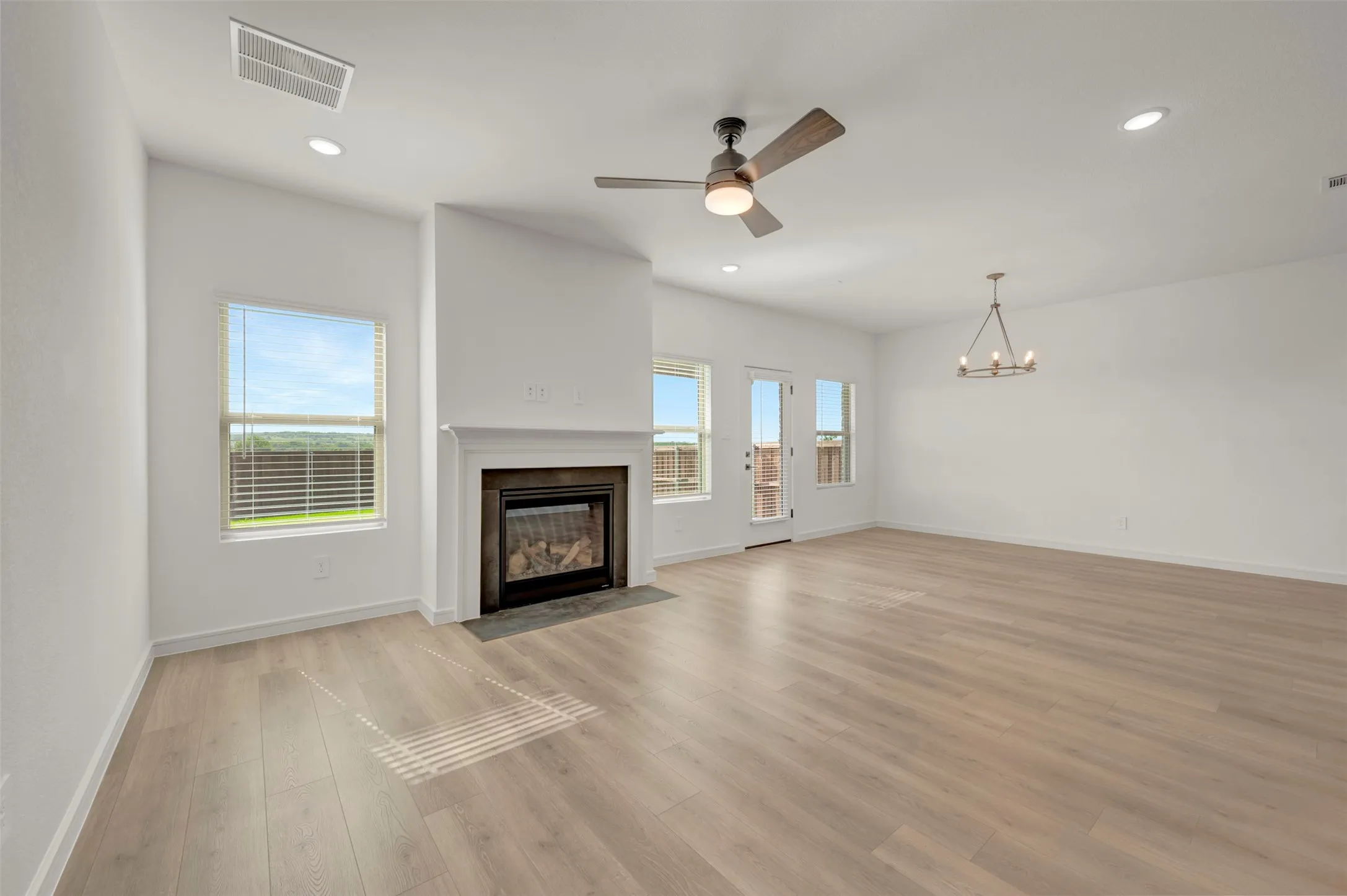 Single Family Residence For Sale in Wise County , 161 Summer Rain Way, Newark, Texas 76071, 4 Bedroom, 3 Bathroom, 2 Garage spaces, 2,244 Sqft, built in 2026, mls#21270516, Real Estate Agent in Newark, Homes For Sale in Wise county, Homes For Sale in Newark, Realtor in Newark Texas, Real Estate Brokerage Independent Realty Texas, Luminita Cordes Realtor
