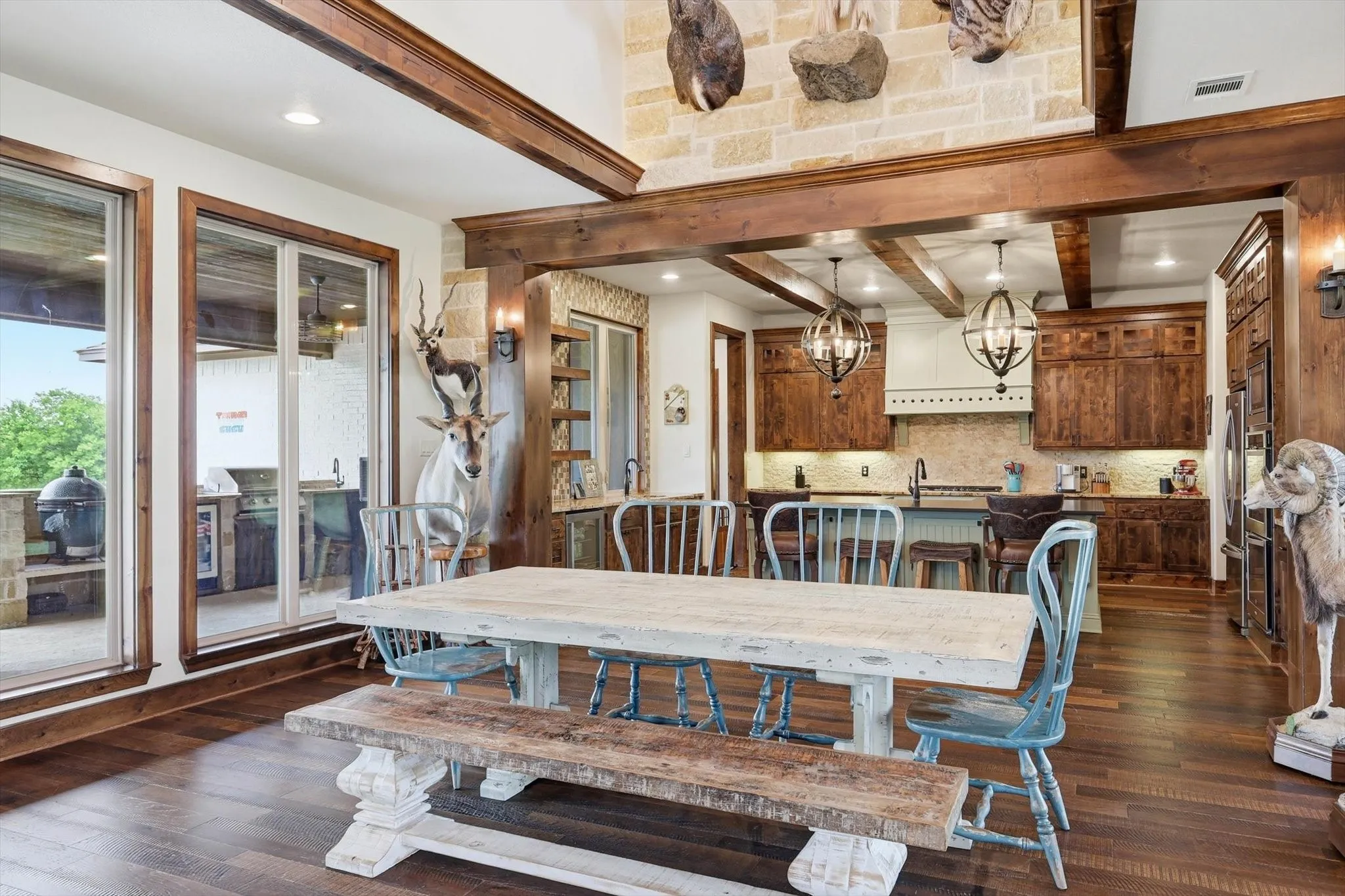 Single Family Residence For Sale in Johnson County , 9112 Sirius Lane, Godley, Texas 76044, 3 Bedroom, 3 Bathroom, 3 Garage spaces, 3,054 Sqft, built in 2018, mls#21269051, Real Estate Agent in Godley, Homes For Sale in Johnson county, Homes For Sale in Godley, Realtor in Godley Texas, Real Estate Brokerage Independent Realty Texas, Luminita Cordes Realtor