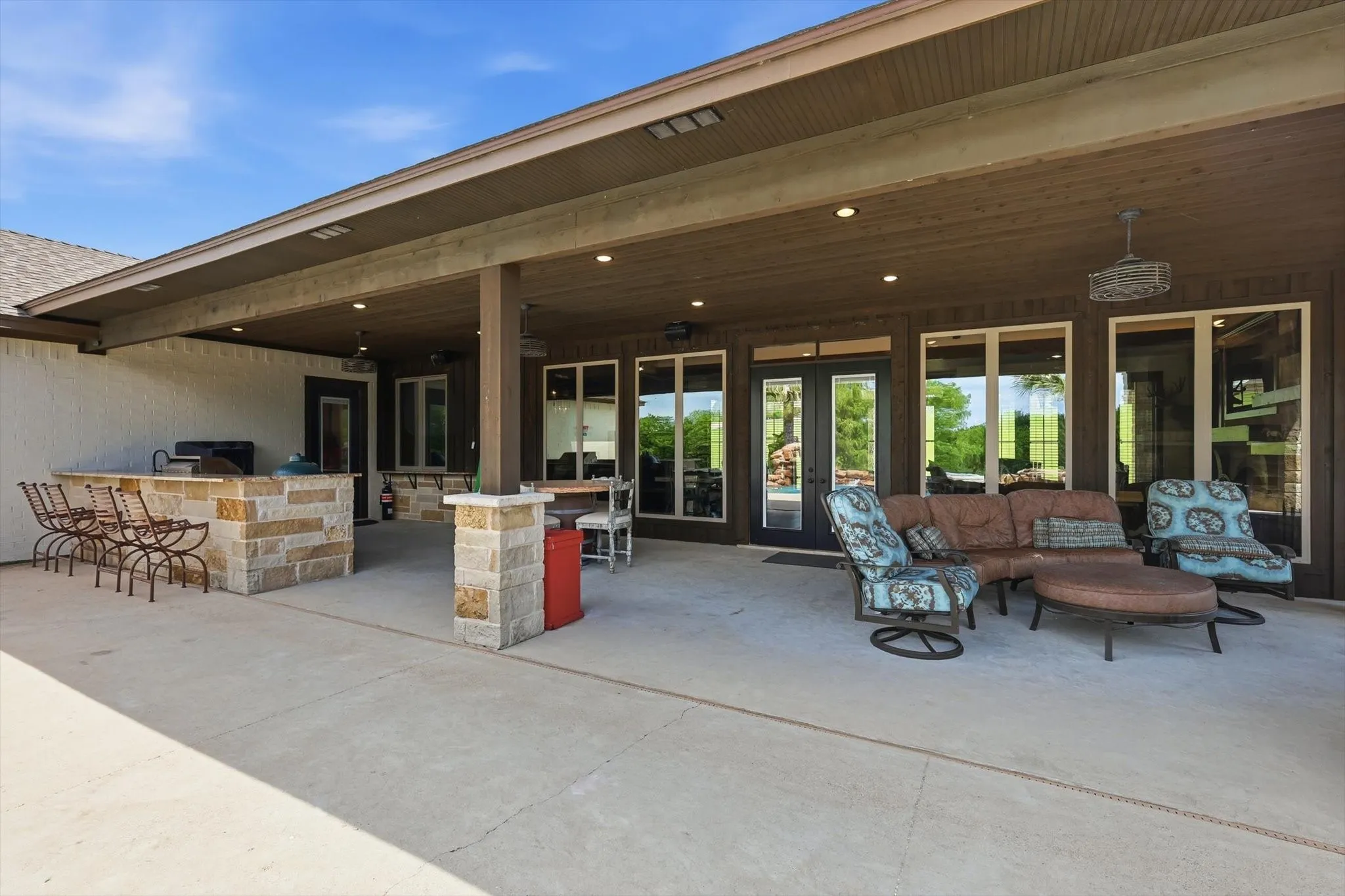 Single Family Residence For Sale in Johnson County , 9112 Sirius Lane, Godley, Texas 76044, 3 Bedroom, 3 Bathroom, 3 Garage spaces, 3,054 Sqft, built in 2018, mls#21269051, Real Estate Agent in Godley, Homes For Sale in Johnson county, Homes For Sale in Godley, Realtor in Godley Texas, Real Estate Brokerage Independent Realty Texas, Luminita Cordes Realtor