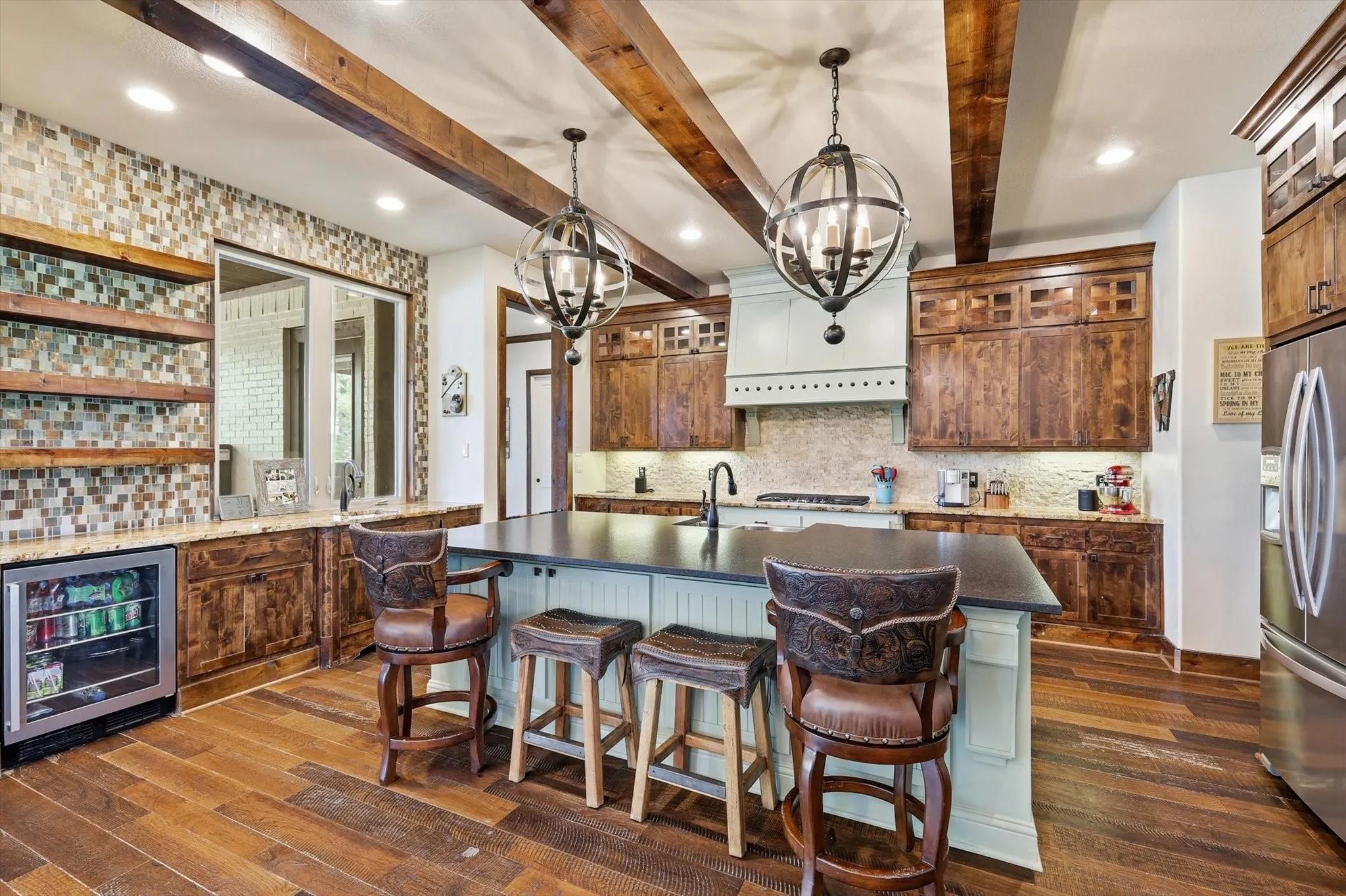 Single Family Residence For Sale in Johnson County , 9112 Sirius Lane, Godley, Texas 76044, 3 Bedroom, 3 Bathroom, 3 Garage spaces, 3,054 Sqft, built in 2018, mls#21269051, Real Estate Agent in Godley, Homes For Sale in Johnson county, Homes For Sale in Godley, Realtor in Godley Texas, Real Estate Brokerage Independent Realty Texas, Luminita Cordes Realtor
