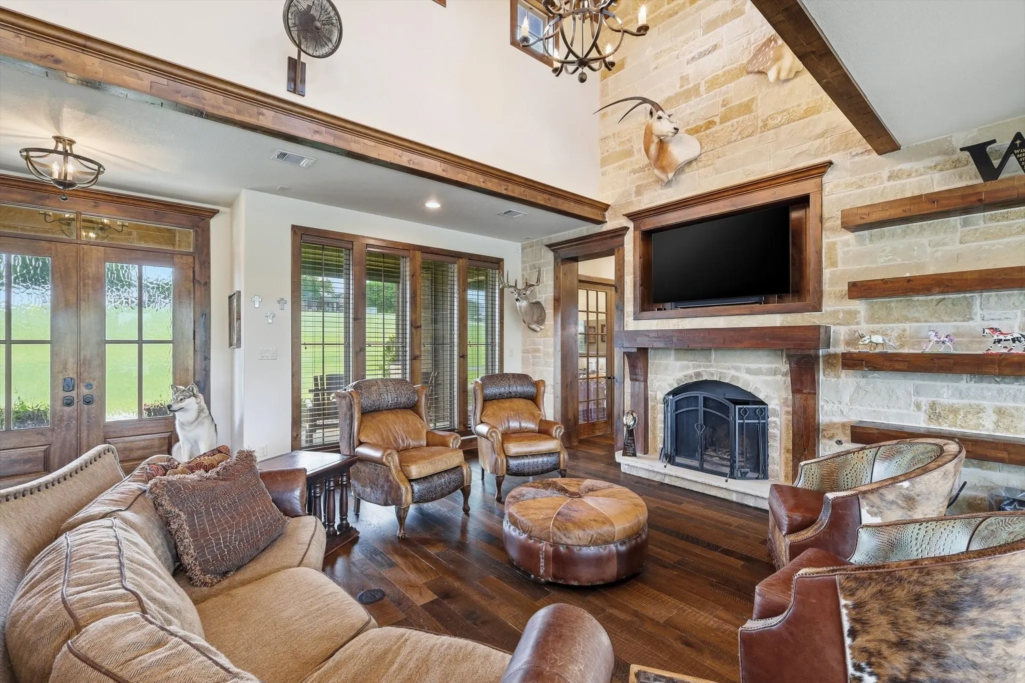 Single Family Residence For Sale in Johnson County , 9112 Sirius Lane, Godley, Texas 76044, 3 Bedroom, 3 Bathroom, 3 Garage spaces, 3,054 Sqft, built in 2018, mls#21269051, Real Estate Agent in Godley, Homes For Sale in Johnson county, Homes For Sale in Godley, Realtor in Godley Texas, Real Estate Brokerage Independent Realty Texas, Luminita Cordes Realtor