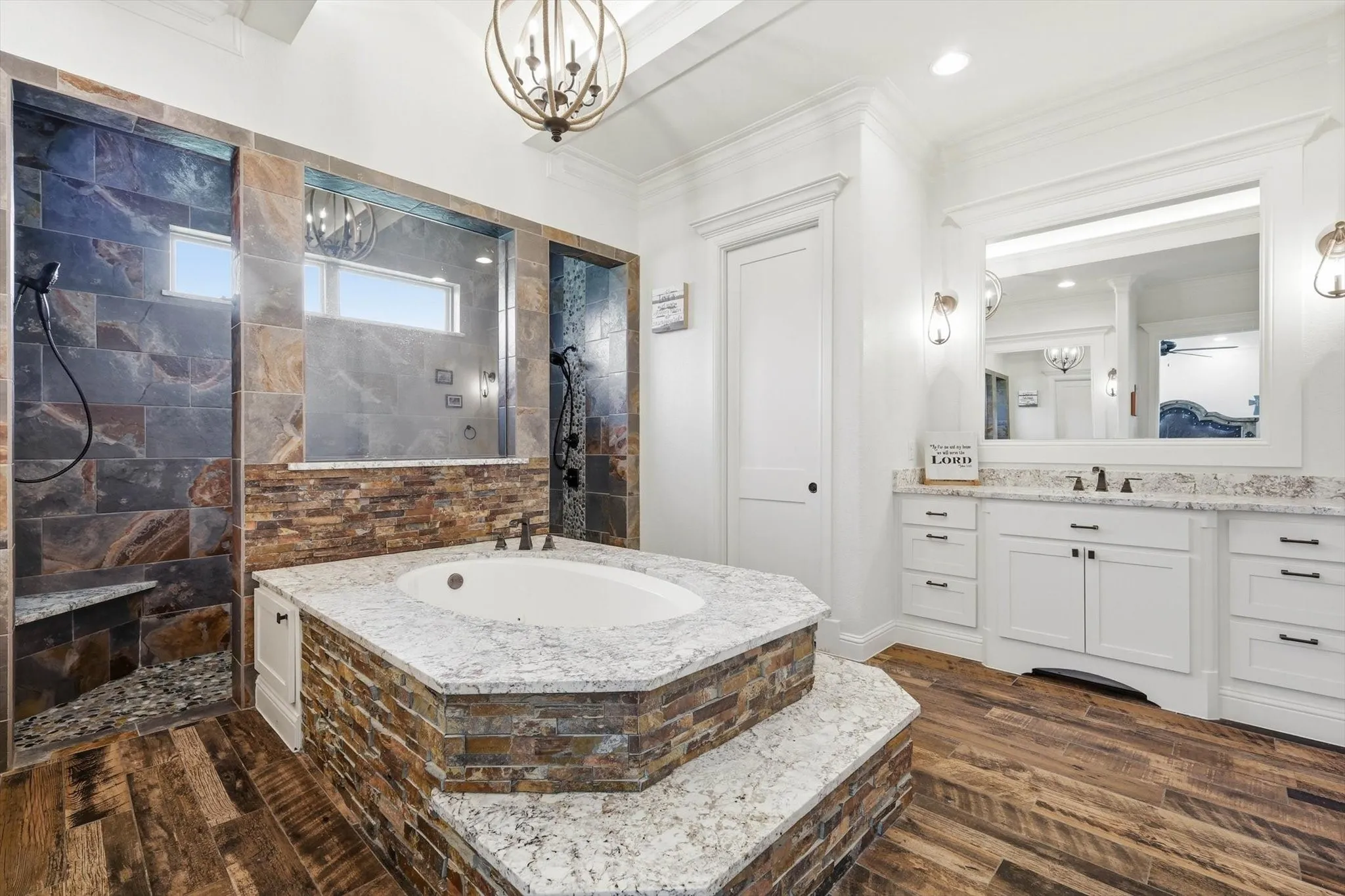 Single Family Residence For Sale in Johnson County , 9112 Sirius Lane, Godley, Texas 76044, 3 Bedroom, 3 Bathroom, 3 Garage spaces, 3,054 Sqft, built in 2018, mls#21269051, Real Estate Agent in Godley, Homes For Sale in Johnson county, Homes For Sale in Godley, Realtor in Godley Texas, Real Estate Brokerage Independent Realty Texas, Luminita Cordes Realtor