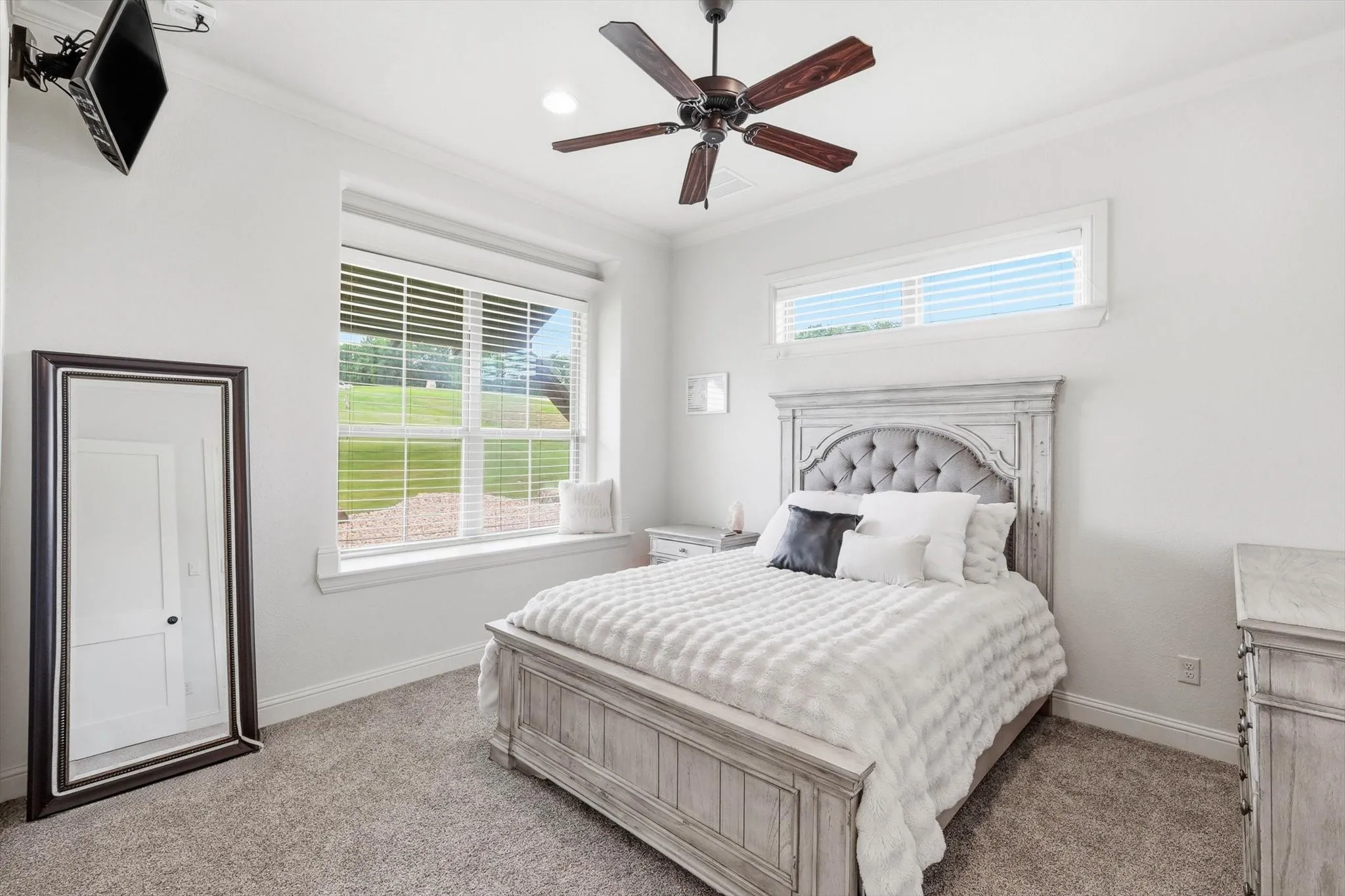 Single Family Residence For Sale in Johnson County , 9112 Sirius Lane, Godley, Texas 76044, 3 Bedroom, 3 Bathroom, 3 Garage spaces, 3,054 Sqft, built in 2018, mls#21269051, Real Estate Agent in Godley, Homes For Sale in Johnson county, Homes For Sale in Godley, Realtor in Godley Texas, Real Estate Brokerage Independent Realty Texas, Luminita Cordes Realtor