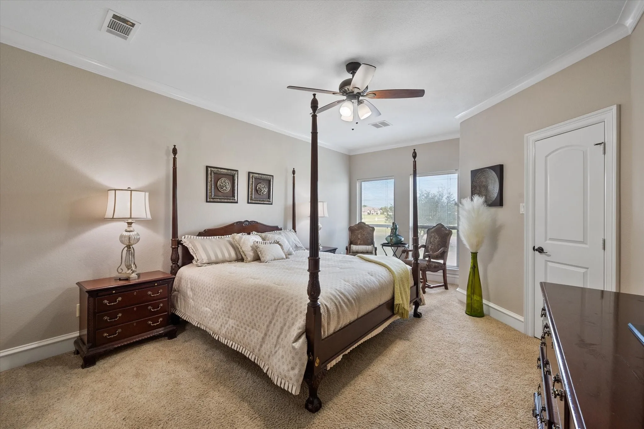 Single Family Residence For Sale in Ellis County , 160 Steel Dust Drive, Red Oak, Texas 75154, 4 Bedroom, 5 Bathroom, 3 Garage spaces, 4,984 Sqft, built in 2005, mls#21269564, Real Estate Agent in Red Oak, Homes For Sale in Ellis county, Homes For Sale in Red Oak, Realtor in Red Oak Texas, Real Estate Brokerage Independent Realty Texas, Luminita Cordes Realtor