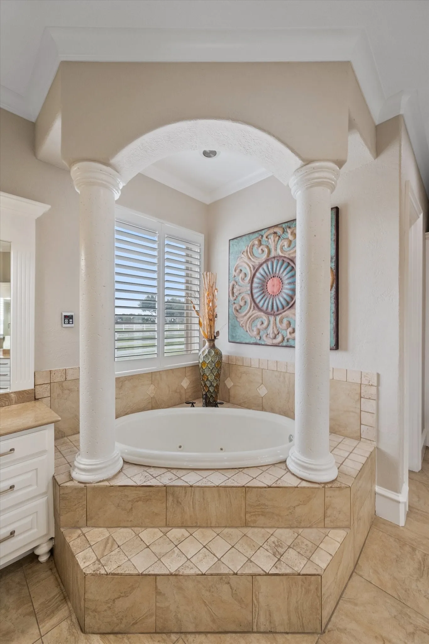 Single Family Residence For Sale in Ellis County , 160 Steel Dust Drive, Red Oak, Texas 75154, 4 Bedroom, 5 Bathroom, 3 Garage spaces, 4,984 Sqft, built in 2005, mls#21269564, Real Estate Agent in Red Oak, Homes For Sale in Ellis county, Homes For Sale in Red Oak, Realtor in Red Oak Texas, Real Estate Brokerage Independent Realty Texas, Luminita Cordes Realtor
