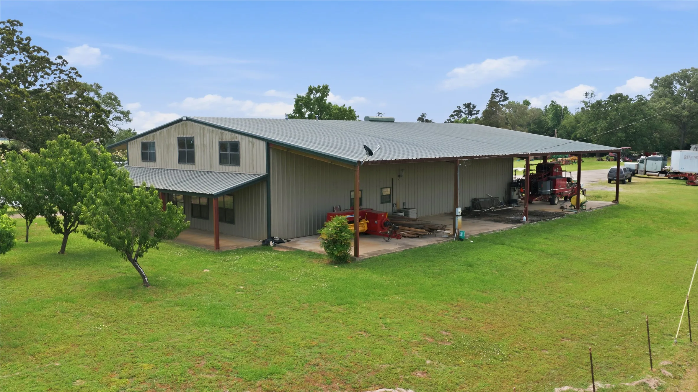 Ranch For Sale in Henderson County , 11843 Highway 175 E Highway, Larue, Texas 75770, 0, 0, Garage spaces, 0 Sqft, built in 2008, Price $3,995,000, mls#21270422, Real Estate Agent in Larue, Homes For Sale in Henderson county, Homes For Sale in Larue, Realtor in Larue Texas, Real Estate Brokerage Independent Realty Texas, Luminita Cordes Realtor