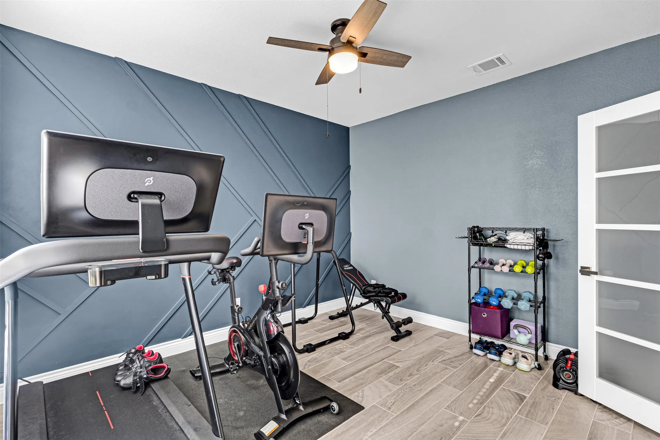 Single Family Residence For Sale in Collin County , 8517 Lake Arrowhead Trail, Mc Kinney, Texas 75071, 4 Bedroom, 3 Bathroom, 2 Garage spaces, 2,664 Sqft, built in 2018, mls#21268005, Real Estate Agent in Mc Kinney, Homes For Sale in Collin county, Homes For Sale in Mc Kinney, Realtor in Mc Kinney Texas, Real Estate Brokerage Independent Realty Texas, Luminita Cordes Realtor