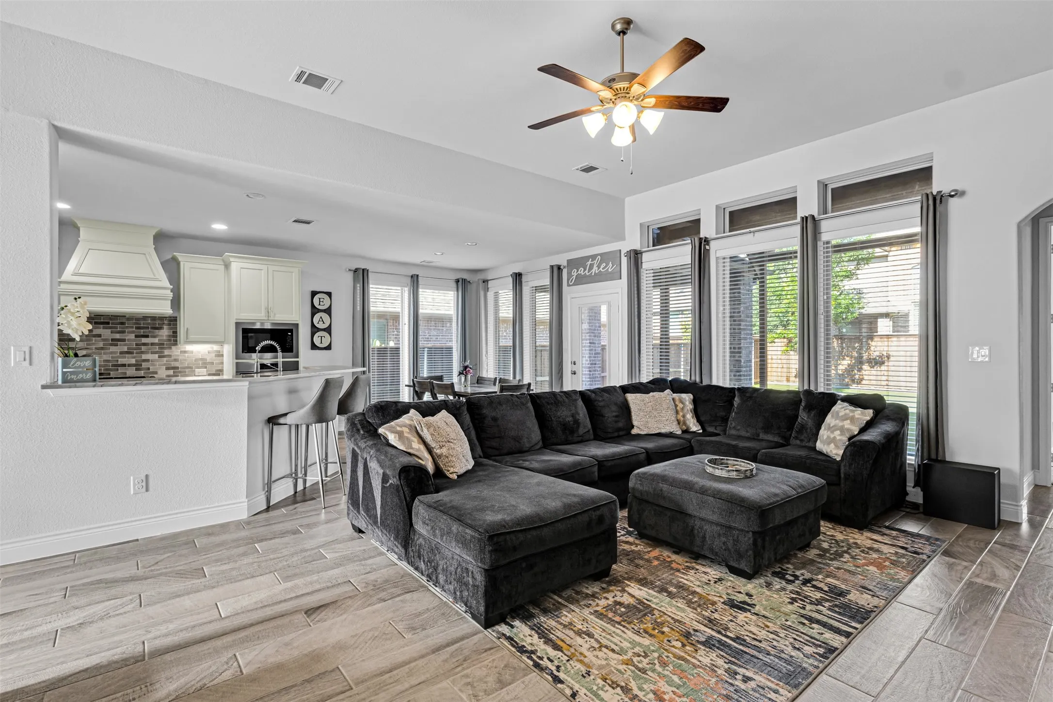 Single Family Residence For Sale in Collin County , 8517 Lake Arrowhead Trail, Mc Kinney, Texas 75071, 4 Bedroom, 3 Bathroom, 2 Garage spaces, 2,664 Sqft, built in 2018, mls#21268005, Real Estate Agent in Mc Kinney, Homes For Sale in Collin county, Homes For Sale in Mc Kinney, Realtor in Mc Kinney Texas, Real Estate Brokerage Independent Realty Texas, Luminita Cordes Realtor