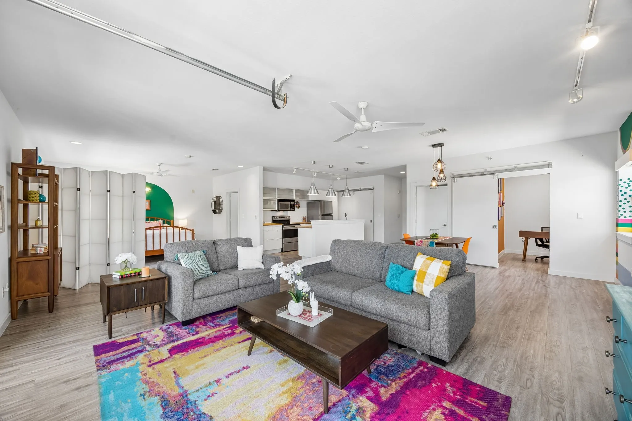 Condominium For Sale in Dallas County , 1111 S Akard Street 314, Dallas, Texas 75215, 2 Bedroom, 2 Bathroom, 2 Garage spaces, 1,152 Sqft, built in 2006, mls#21259775, Real Estate Agent in Dallas, Homes For Sale in Dallas county, Homes For Sale in Dallas, Realtor in Dallas Texas, Real Estate Brokerage Independent Realty Texas, Luminita Cordes Realtor