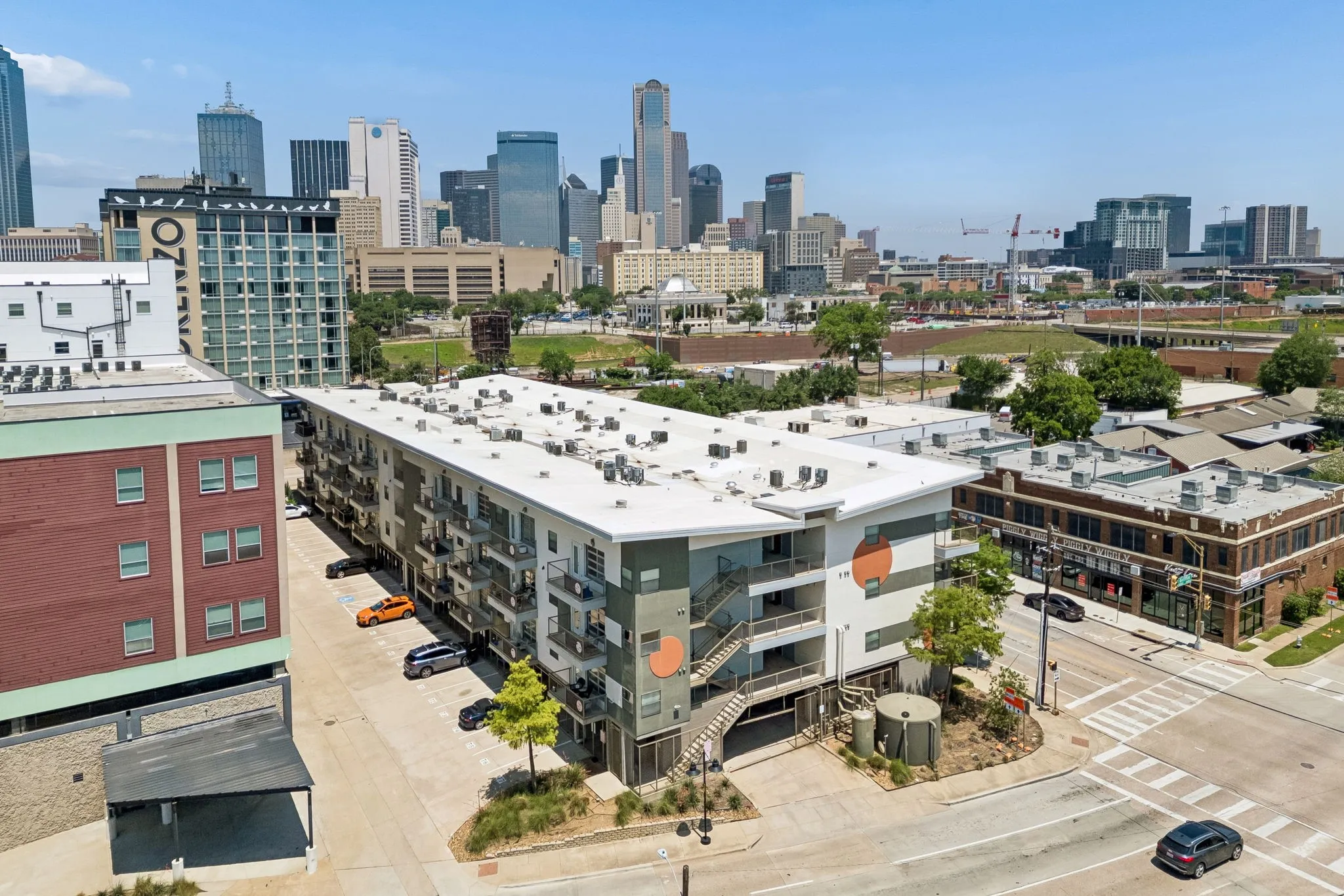 Condominium For Sale in Dallas County , 1111 S Akard Street 314, Dallas, Texas 75215, 2 Bedroom, 2 Bathroom, 2 Garage spaces, 1,152 Sqft, built in 2006, mls#21259775, Real Estate Agent in Dallas, Homes For Sale in Dallas county, Homes For Sale in Dallas, Realtor in Dallas Texas, Real Estate Brokerage Independent Realty Texas, Luminita Cordes Realtor