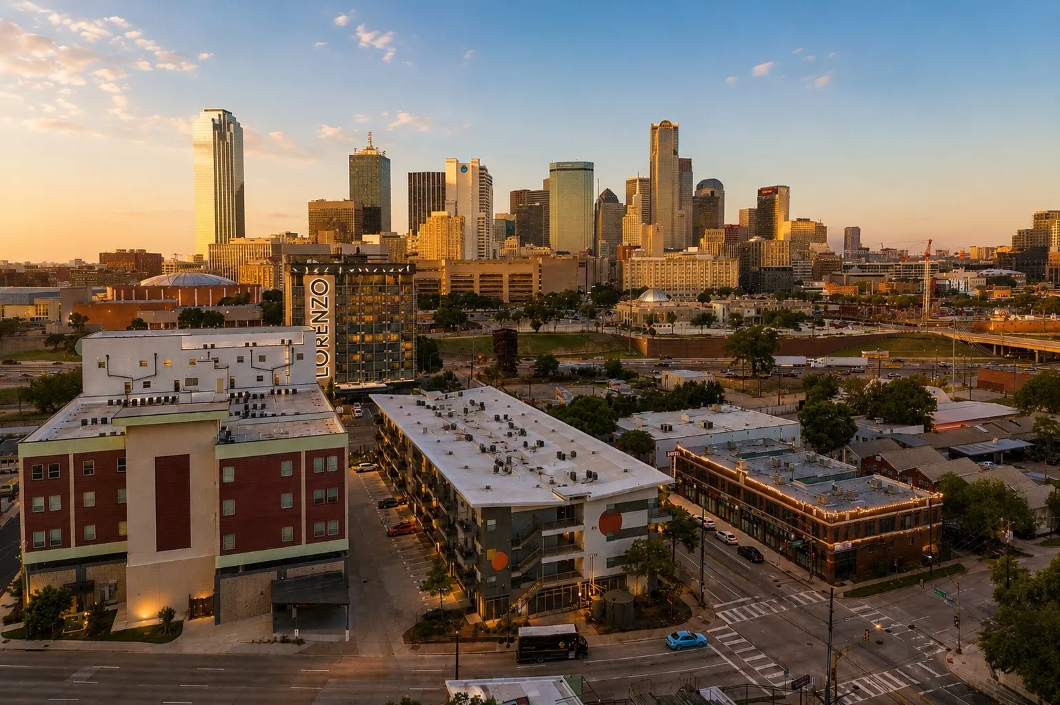 Condominium For Sale in Dallas County , 1111 S Akard Street 314, Dallas, Texas 75215, 2 Bedroom, 2 Bathroom, 2 Garage spaces, 1,152 Sqft, built in 2006, mls#21259775, Real Estate Agent in Dallas, Homes For Sale in Dallas county, Homes For Sale in Dallas, Realtor in Dallas Texas, Real Estate Brokerage Independent Realty Texas, Luminita Cordes Realtor
