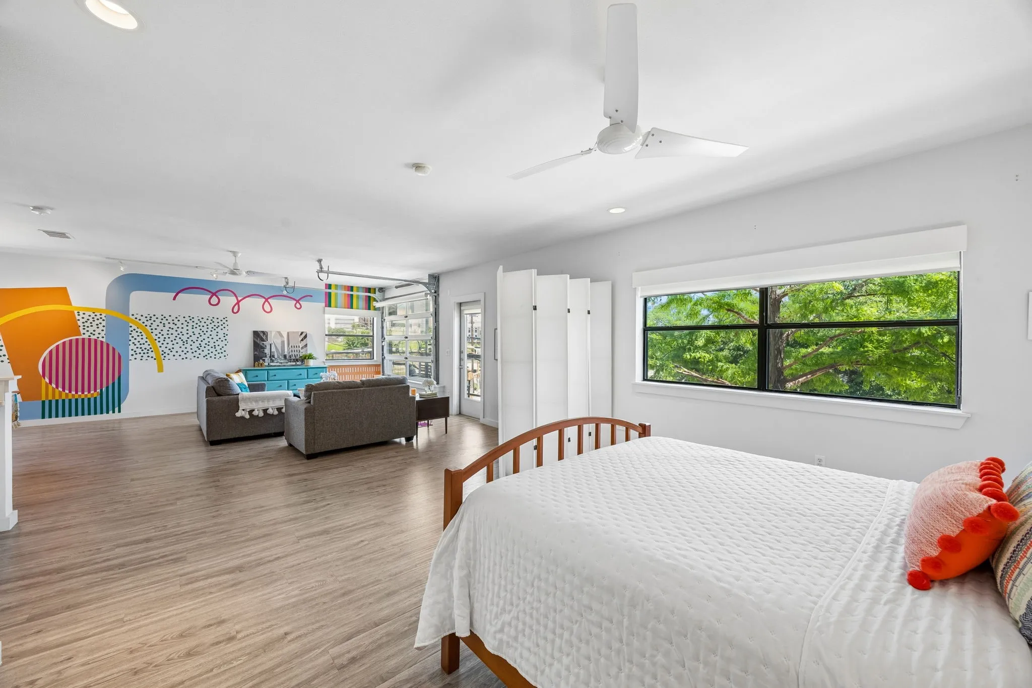 Condominium For Sale in Dallas County , 1111 S Akard Street 314, Dallas, Texas 75215, 2 Bedroom, 2 Bathroom, 2 Garage spaces, 1,152 Sqft, built in 2006, mls#21259775, Real Estate Agent in Dallas, Homes For Sale in Dallas county, Homes For Sale in Dallas, Realtor in Dallas Texas, Real Estate Brokerage Independent Realty Texas, Luminita Cordes Realtor