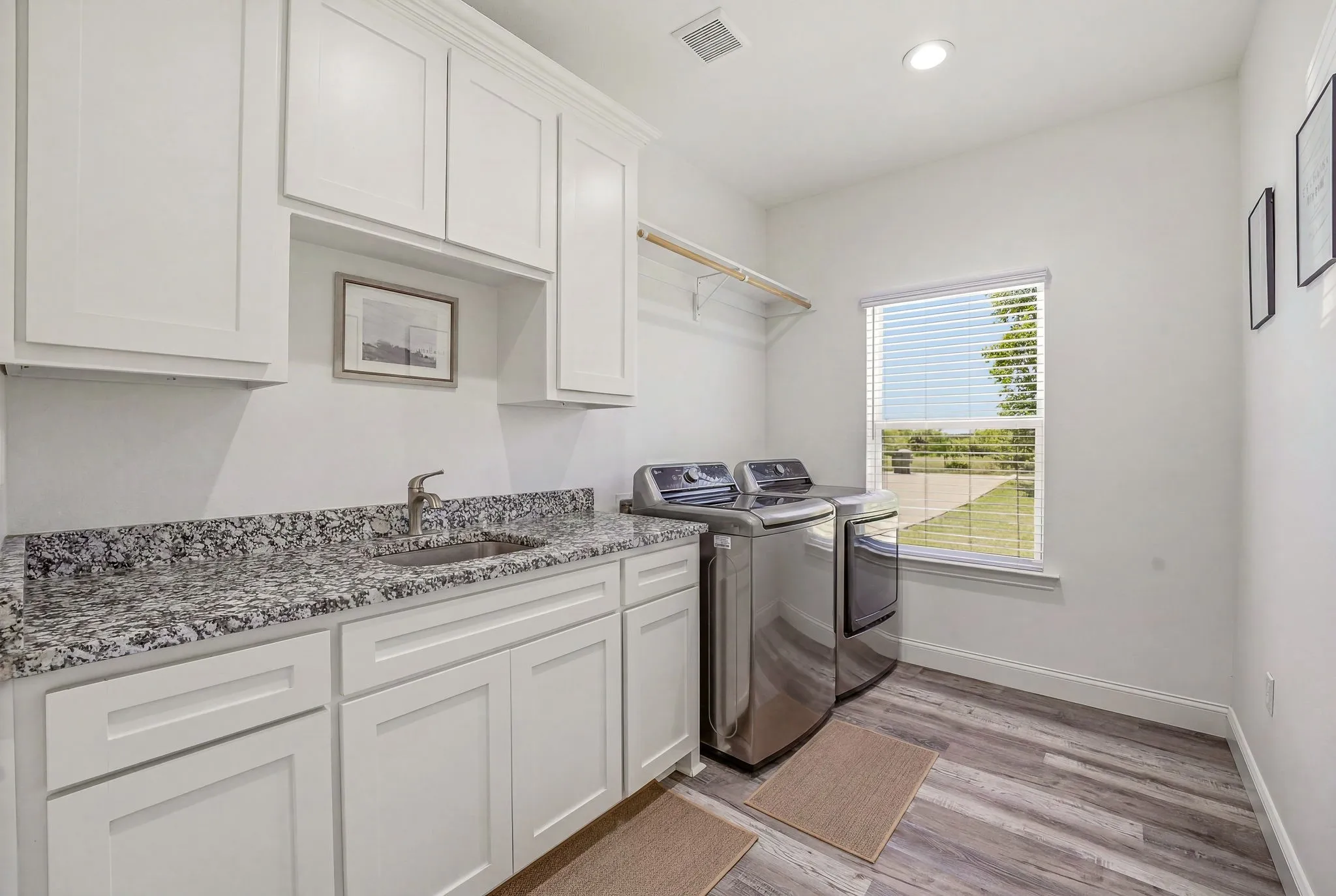 Single Family Residence For Sale in Parker County , 689 Dill Road, Weatherford, Texas 76085, 4 Bedroom, 2 Bathroom, 2 Garage spaces, 2,286 Sqft, built in 2023, mls#21270482, Real Estate Agent in Weatherford, Homes For Sale in Parker county, Homes For Sale in Weatherford, Realtor in Weatherford Texas, Real Estate Brokerage Independent Realty Texas, Luminita Cordes Realtor