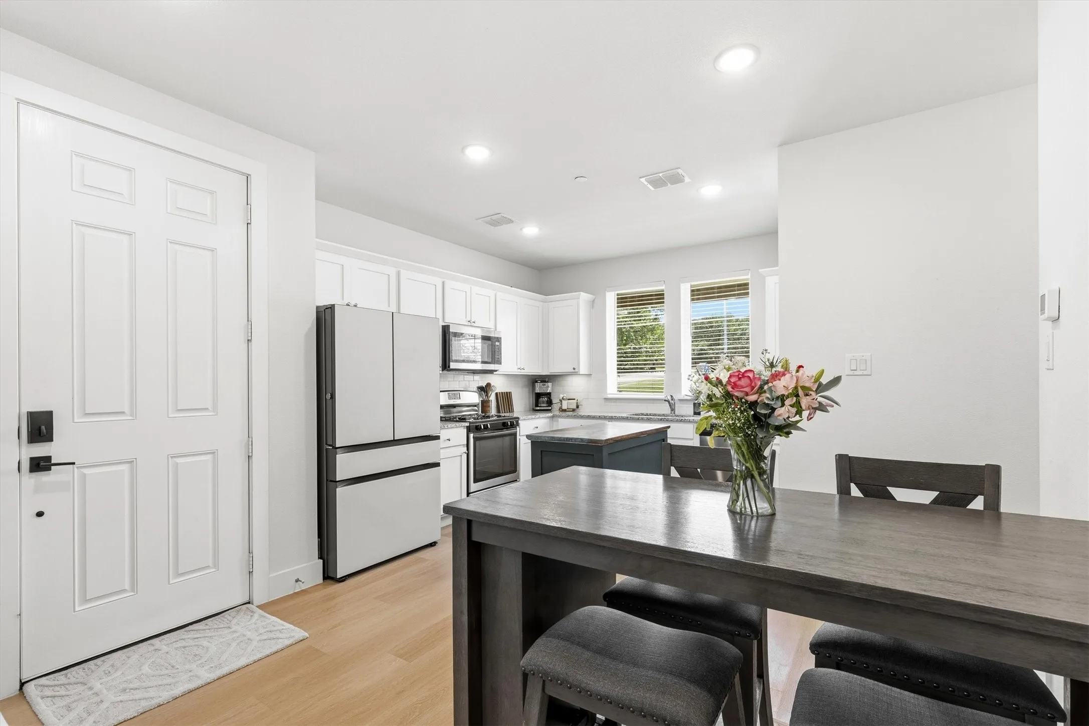Townhouse For Sale in Tarrant County , 7688 Resting Mews, North Richland Hills, Texas 76182, 3 Bedrooms, 3 Bathrooms, 2 Garage spaces, 1,497 Sqft, built in 2020, Price $299,900, mls#21269772, Real Estate Agent in North Richland Hills, Homes For Sale in Tarrant county, Homes For Sale in North Richland Hills, Realtor in North Richland Hills Texas, Real Estate Brokerage Independent Realty Texas, Luminita Cordes Realtor