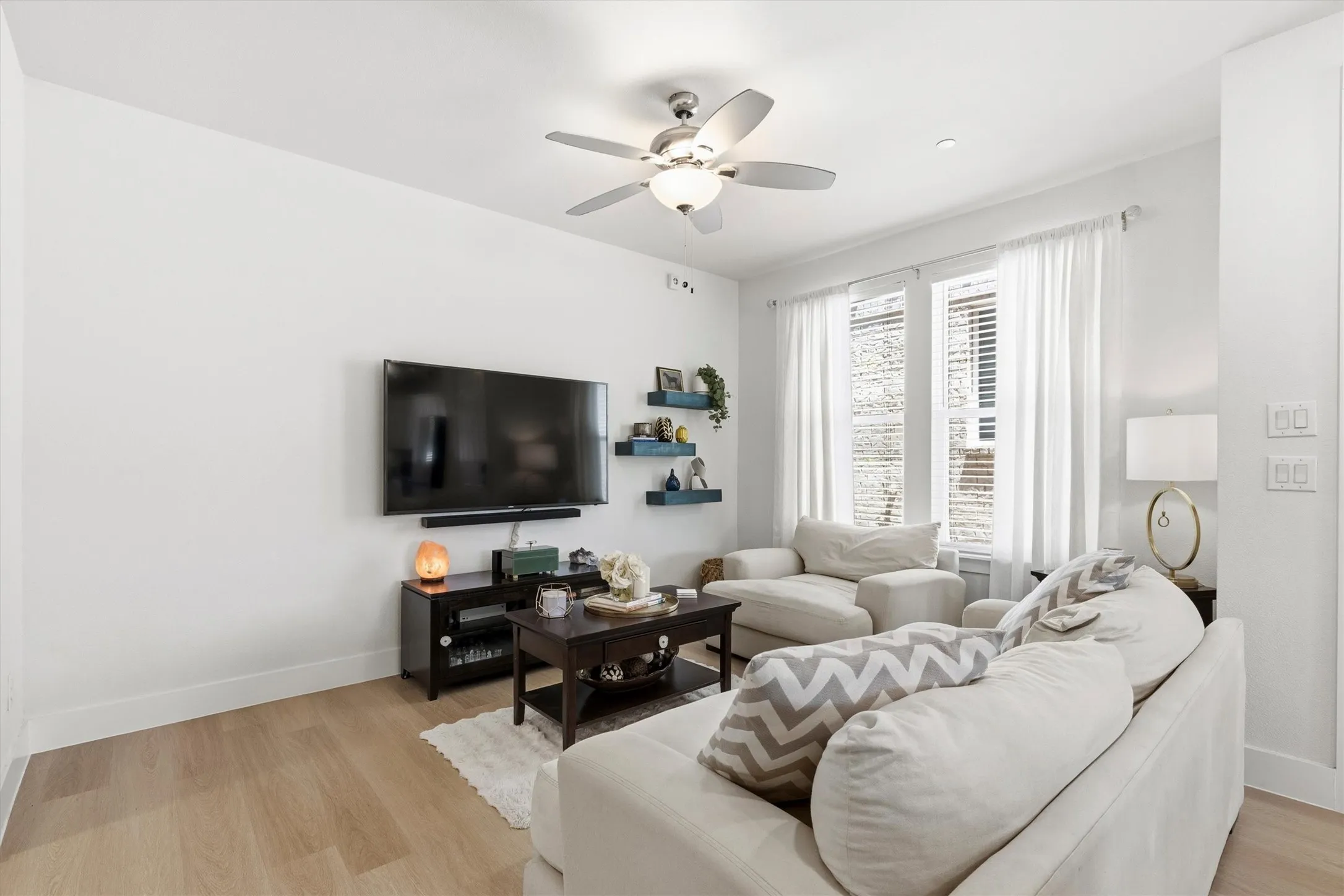 Townhouse For Sale in Tarrant County , 7688 Resting Mews, North Richland Hills, Texas 76182, 3 Bedrooms, 3 Bathrooms, 2 Garage spaces, 1,497 Sqft, built in 2020, Price $299,900, mls#21269772, Real Estate Agent in North Richland Hills, Homes For Sale in Tarrant county, Homes For Sale in North Richland Hills, Realtor in North Richland Hills Texas, Real Estate Brokerage Independent Realty Texas, Luminita Cordes Realtor