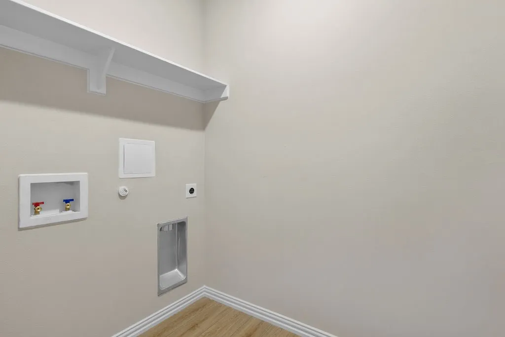 Single Family Residence For Sale in Tarrant County , 2915 La Salle Street, Fort Worth, Texas 76131, 4 Bedroom, 2 Bathroom, 2 Garage spaces, 1,660 Sqft, built in 2026, mls#21270634, Real Estate Agent in Fort Worth, Homes For Sale in Tarrant county, Homes For Sale in Fort Worth, Realtor in Fort Worth Texas, Real Estate Brokerage Independent Realty Texas, Luminita Cordes Realtor