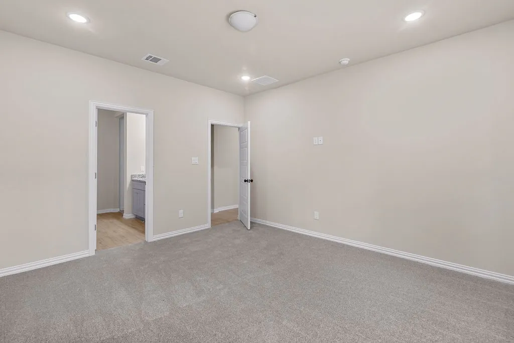 Single Family Residence For Sale in Tarrant County , 2915 La Salle Street, Fort Worth, Texas 76131, 4 Bedroom, 2 Bathroom, 2 Garage spaces, 1,660 Sqft, built in 2026, mls#21270634, Real Estate Agent in Fort Worth, Homes For Sale in Tarrant county, Homes For Sale in Fort Worth, Realtor in Fort Worth Texas, Real Estate Brokerage Independent Realty Texas, Luminita Cordes Realtor