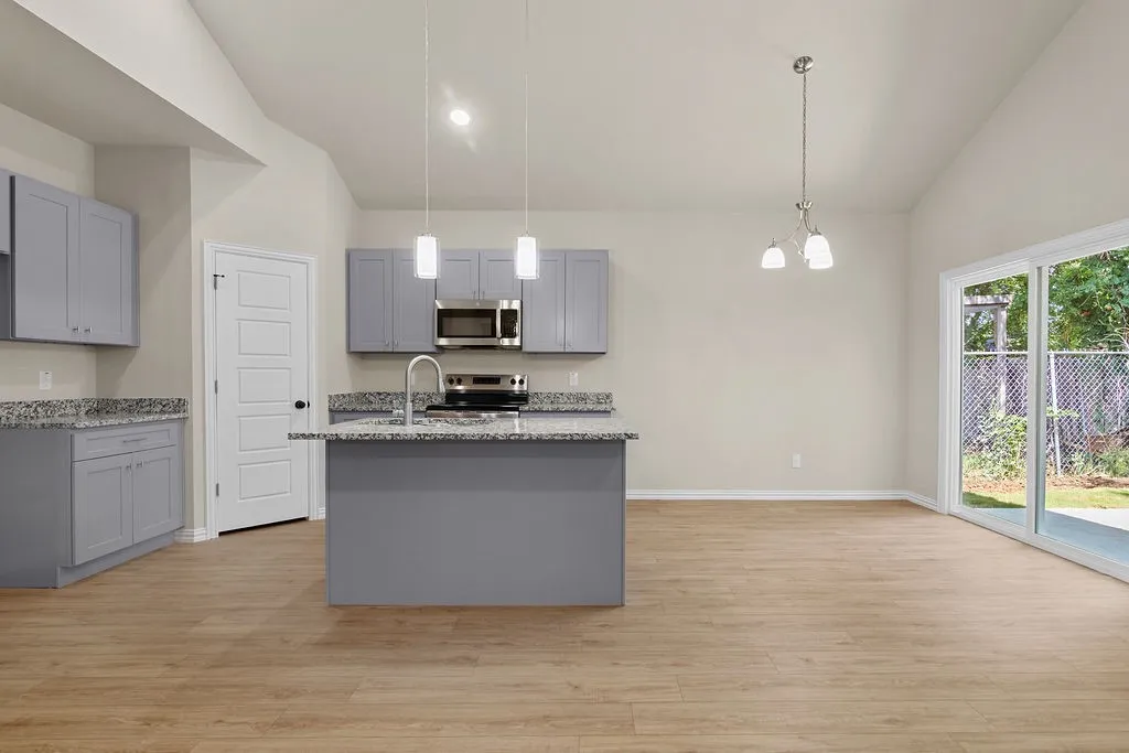 Single Family Residence For Sale in Tarrant County , 2915 La Salle Street, Fort Worth, Texas 76131, 4 Bedroom, 2 Bathroom, 2 Garage spaces, 1,660 Sqft, built in 2026, mls#21270634, Real Estate Agent in Fort Worth, Homes For Sale in Tarrant county, Homes For Sale in Fort Worth, Realtor in Fort Worth Texas, Real Estate Brokerage Independent Realty Texas, Luminita Cordes Realtor