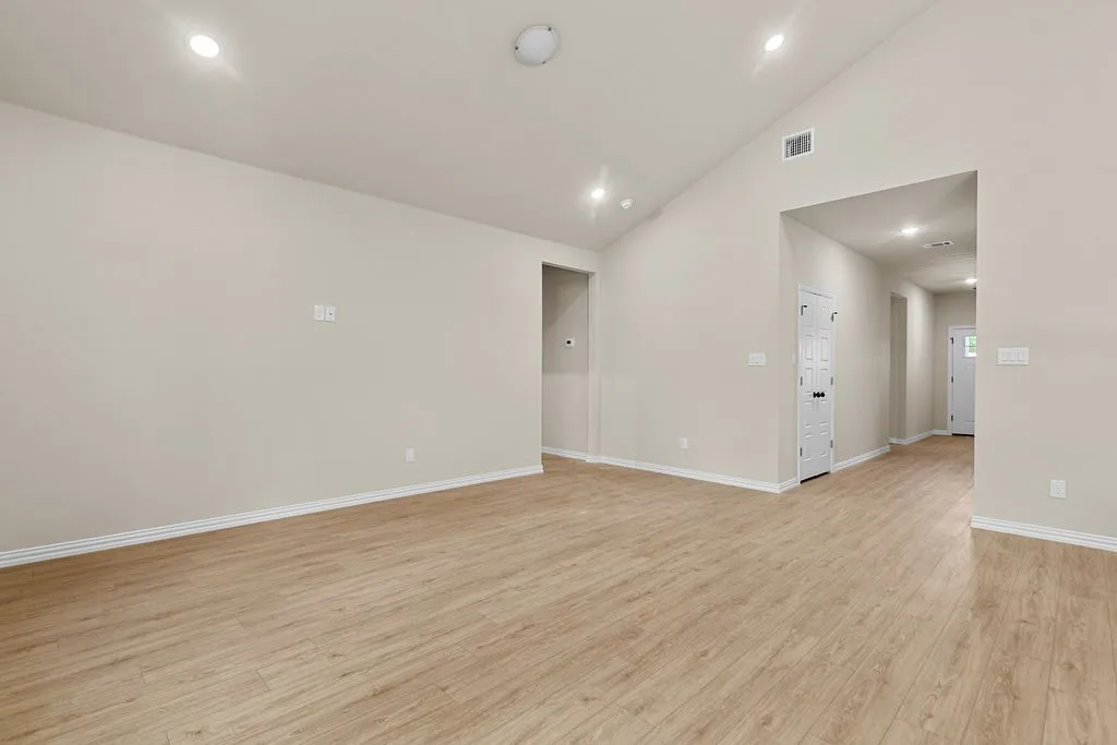 Single Family Residence For Sale in Tarrant County , 2915 La Salle Street, Fort Worth, Texas 76131, 4 Bedroom, 2 Bathroom, 2 Garage spaces, 1,660 Sqft, built in 2026, mls#21270634, Real Estate Agent in Fort Worth, Homes For Sale in Tarrant county, Homes For Sale in Fort Worth, Realtor in Fort Worth Texas, Real Estate Brokerage Independent Realty Texas, Luminita Cordes Realtor