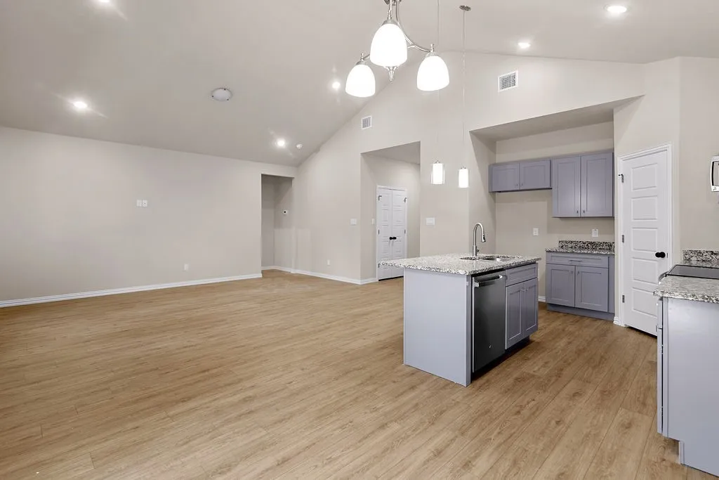 Single Family Residence For Sale in Tarrant County , 2915 La Salle Street, Fort Worth, Texas 76131, 4 Bedroom, 2 Bathroom, 2 Garage spaces, 1,660 Sqft, built in 2026, mls#21270634, Real Estate Agent in Fort Worth, Homes For Sale in Tarrant county, Homes For Sale in Fort Worth, Realtor in Fort Worth Texas, Real Estate Brokerage Independent Realty Texas, Luminita Cordes Realtor
