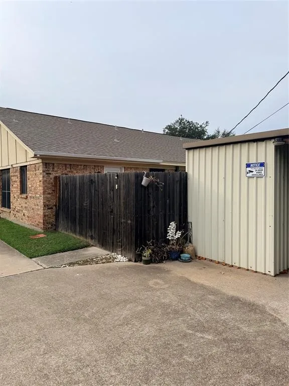 Single Family Residence For Sale in Tarrant County , 5728 Cancun Drive, North Richland Hills, Texas 76180, 4 Bedroom, 4 Bathroom, Garage spaces, 1,062 Sqft, built in 1985, mls#21270635, Real Estate Agent in North Richland Hills, Homes For Sale in Tarrant county, Homes For Sale in North Richland Hills, Realtor in North Richland Hills Texas, Real Estate Brokerage Independent Realty Texas, Luminita Cordes Realtor