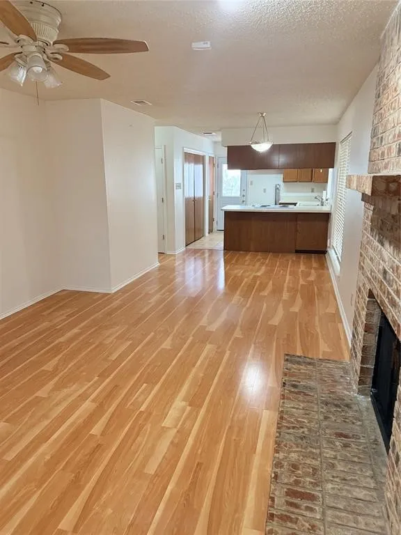 Single Family Residence For Sale in Tarrant County , 5728 Cancun Drive, North Richland Hills, Texas 76180, 4 Bedroom, 4 Bathroom, Garage spaces, 1,062 Sqft, built in 1985, mls#21270635, Real Estate Agent in North Richland Hills, Homes For Sale in Tarrant county, Homes For Sale in North Richland Hills, Realtor in North Richland Hills Texas, Real Estate Brokerage Independent Realty Texas, Luminita Cordes Realtor