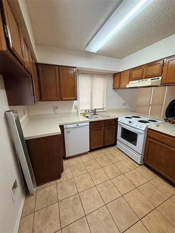 Single Family Residence For Sale in Tarrant County , 5728 Cancun Drive, North Richland Hills, Texas 76180, 4 Bedroom, 4 Bathroom, Garage spaces, 1,062 Sqft, built in 1985, mls#21270635, Real Estate Agent in North Richland Hills, Homes For Sale in Tarrant county, Homes For Sale in North Richland Hills, Realtor in North Richland Hills Texas, Real Estate Brokerage Independent Realty Texas, Luminita Cordes Realtor