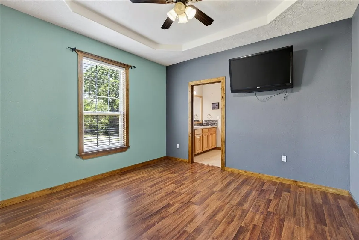 2nd Primary bedroom on Level 1 with an ensuite bath, huge walk in closet in the bath.