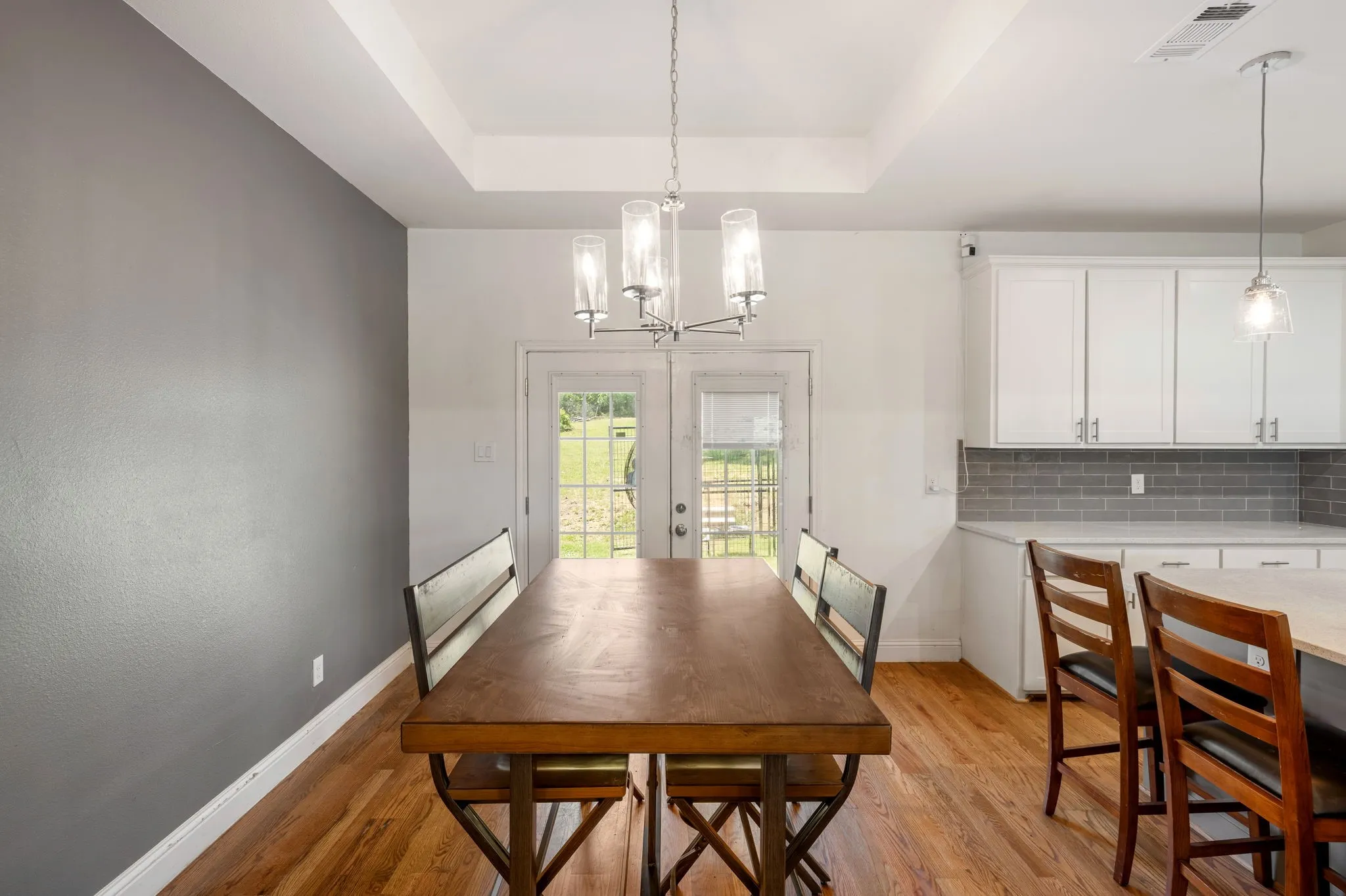 Single Family Residence For Sale in Hunt County , 10718 Karen Sue Court, Quinlan, Texas 75474, 3 Bedroom, 2 Bathroom, 2 Garage spaces, 1,809 Sqft, built in 2021, mls#21266499, Real Estate Agent in Quinlan, Homes For Sale in Hunt county, Homes For Sale in Quinlan, Realtor in Quinlan Texas, Real Estate Brokerage Independent Realty Texas, Luminita Cordes Realtor