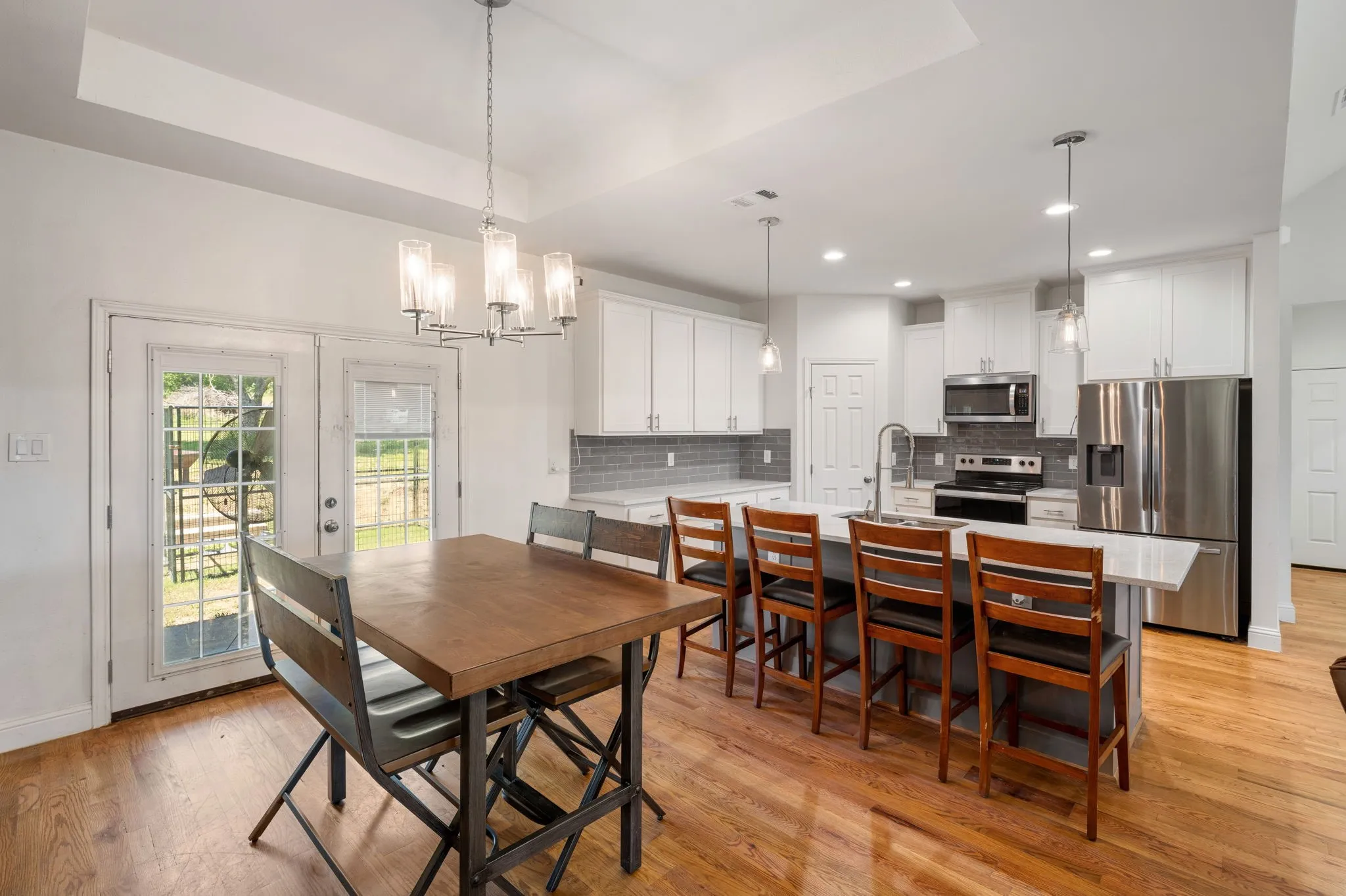 Single Family Residence For Sale in Hunt County , 10718 Karen Sue Court, Quinlan, Texas 75474, 3 Bedroom, 2 Bathroom, 2 Garage spaces, 1,809 Sqft, built in 2021, mls#21266499, Real Estate Agent in Quinlan, Homes For Sale in Hunt county, Homes For Sale in Quinlan, Realtor in Quinlan Texas, Real Estate Brokerage Independent Realty Texas, Luminita Cordes Realtor