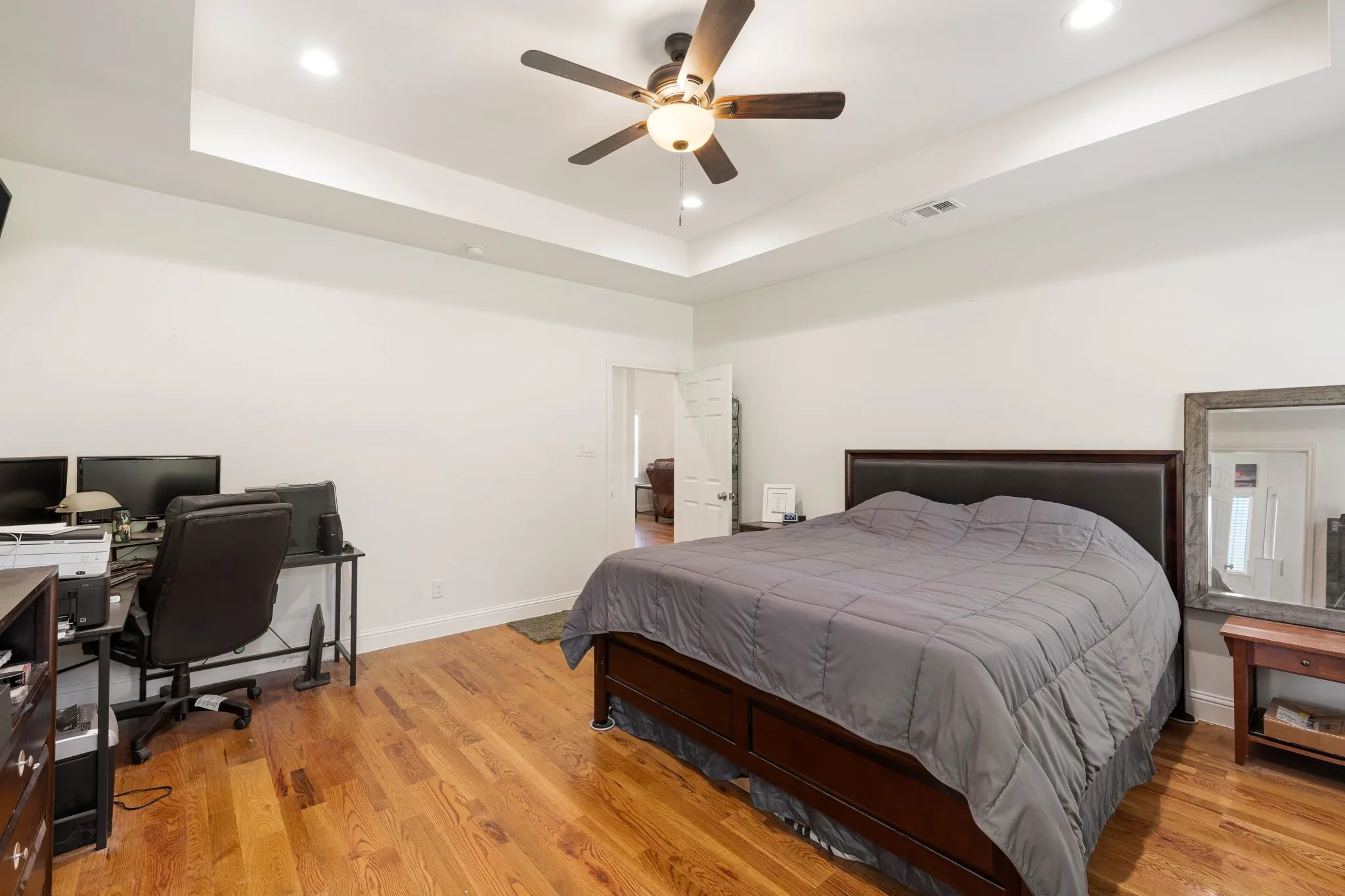Single Family Residence For Sale in Hunt County , 10718 Karen Sue Court, Quinlan, Texas 75474, 3 Bedroom, 2 Bathroom, 2 Garage spaces, 1,809 Sqft, built in 2021, mls#21266499, Real Estate Agent in Quinlan, Homes For Sale in Hunt county, Homes For Sale in Quinlan, Realtor in Quinlan Texas, Real Estate Brokerage Independent Realty Texas, Luminita Cordes Realtor