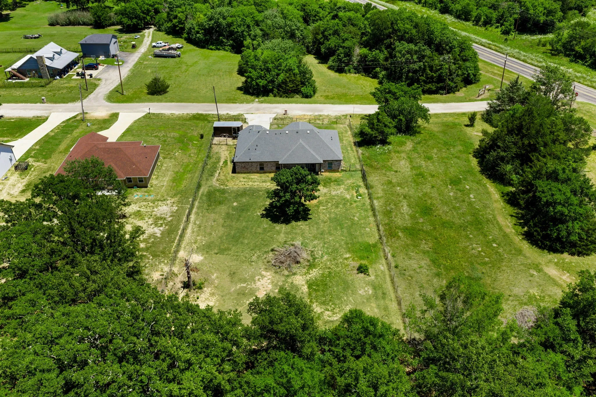 Single Family Residence For Sale in Hunt County , 10718 Karen Sue Court, Quinlan, Texas 75474, 3 Bedroom, 2 Bathroom, 2 Garage spaces, 1,809 Sqft, built in 2021, mls#21266499, Real Estate Agent in Quinlan, Homes For Sale in Hunt county, Homes For Sale in Quinlan, Realtor in Quinlan Texas, Real Estate Brokerage Independent Realty Texas, Luminita Cordes Realtor