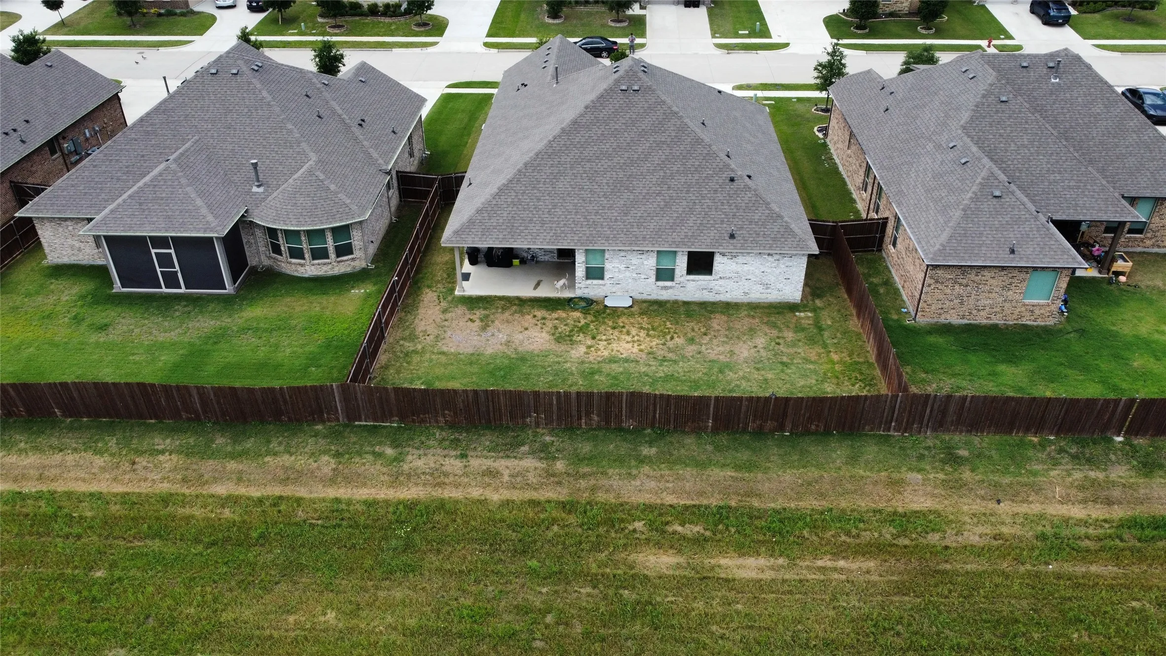Single Family Residence For Sale in Ellis County , 3615 Rolling Meadows Drive, Grand Prairie, Texas 76065, 4 Bedroom, 2 Bathroom, 3 Garage spaces, 2,316 Sqft, built in 2021, mls#21270687, Real Estate Agent in Grand Prairie, Homes For Sale in Ellis county, Homes For Sale in Grand Prairie, Realtor in Grand Prairie Texas, Real Estate Brokerage Independent Realty Texas, Luminita Cordes Realtor