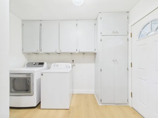 Single Family Residence For Sale in Henderson County , 710 Bunny Rabbit Road, Athens, Texas 75751, 3 Bedroom, 2 Bathroom, 2 Garage spaces, 1,656 Sqft, built in 1974, mls#21270673, Real Estate Agent in Athens, Homes For Sale in Henderson county, Homes For Sale in Athens, Realtor in Athens Texas, Real Estate Brokerage Independent Realty Texas, Luminita Cordes Realtor