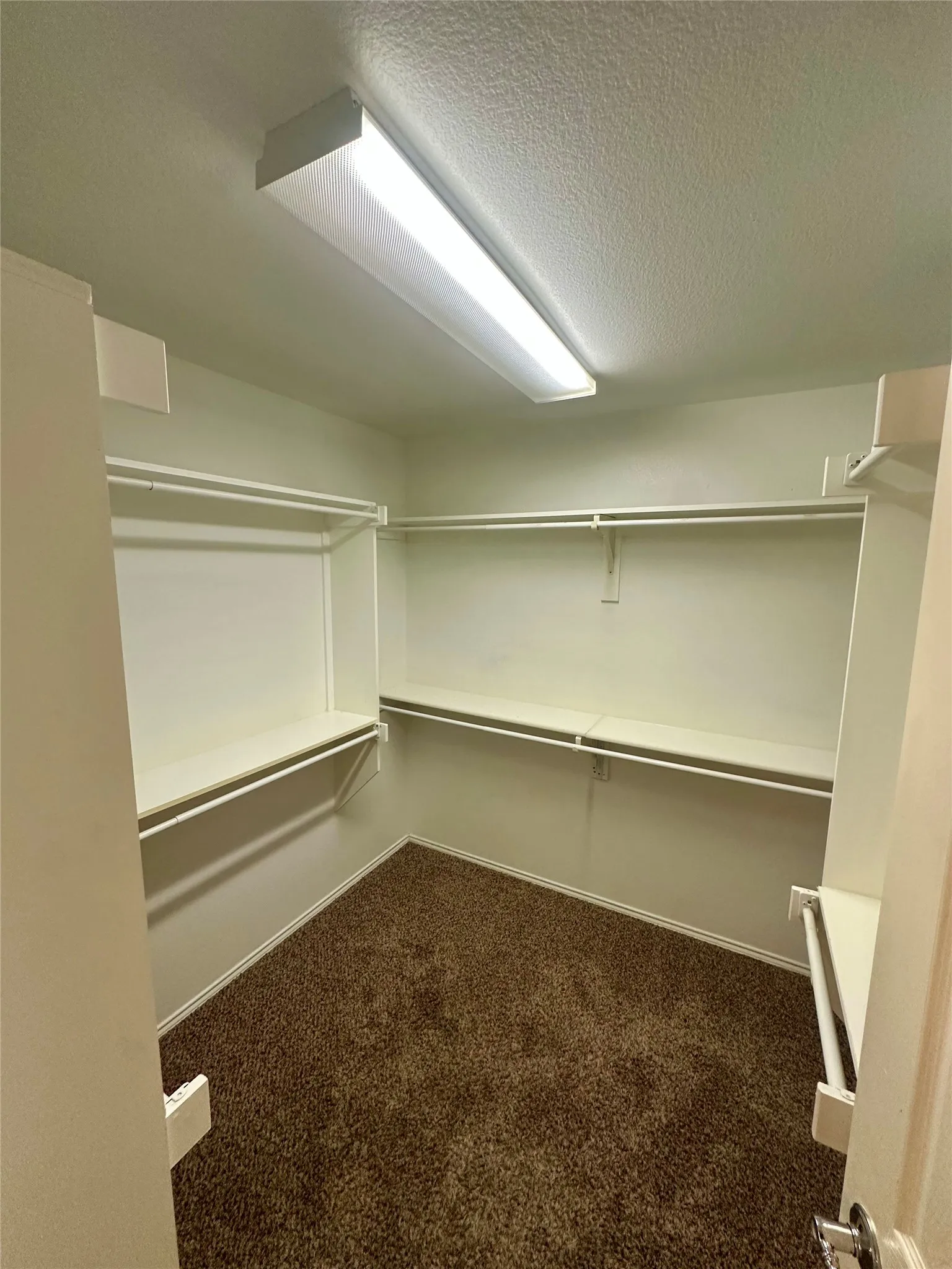 Single Family Residence For Rent in Denton County , 8801 Sierra Trail, Cross Roads, Texas 76227, 4 Bedroom, 3 Bathroom, 2 Garage spaces, 2,627 Sqft, built in 2007, mls#21270711, Real Estate Agent in Cross Roads, Homes For Rent in Denton county, Homes For Rent in Cross Roads, Realtor in Cross Roads Texas, Real Estate Brokerage Independent Realty Texas, Luminita Cordes Realtor