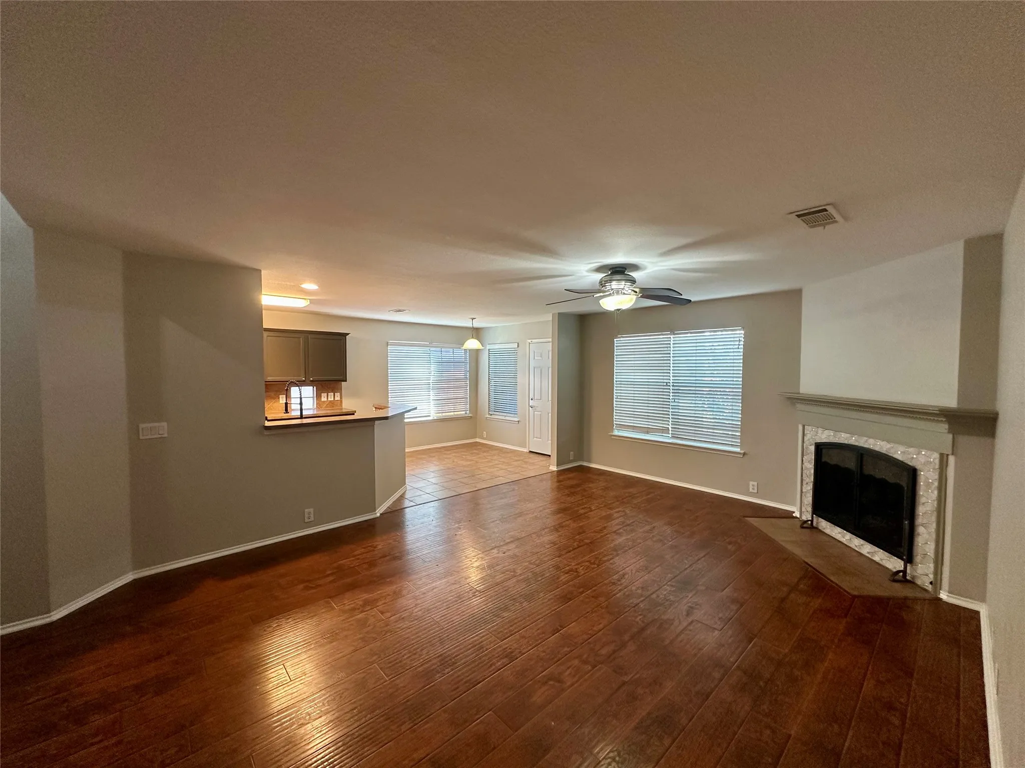 Single Family Residence For Rent in Denton County , 8801 Sierra Trail, Cross Roads, Texas 76227, 4 Bedroom, 3 Bathroom, 2 Garage spaces, 2,627 Sqft, built in 2007, mls#21270711, Real Estate Agent in Cross Roads, Homes For Rent in Denton county, Homes For Rent in Cross Roads, Realtor in Cross Roads Texas, Real Estate Brokerage Independent Realty Texas, Luminita Cordes Realtor