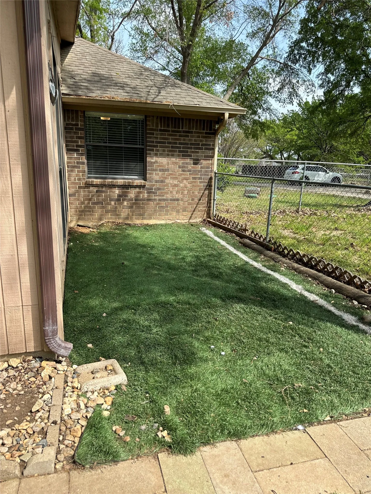 Single Family Residence For Rent in Tarrant County , 228 S Pearson Lane, Keller, Texas 76248, 3 Bedroom, 2 Bathroom, 4 Garage spaces, 1,958 Sqft, built in 1985, mls#21255444, Real Estate Agent in Keller, Homes For Rent in Tarrant county, Homes For Rent in Keller, Realtor in Keller Texas, Real Estate Brokerage Independent Realty Texas, Luminita Cordes Realtor