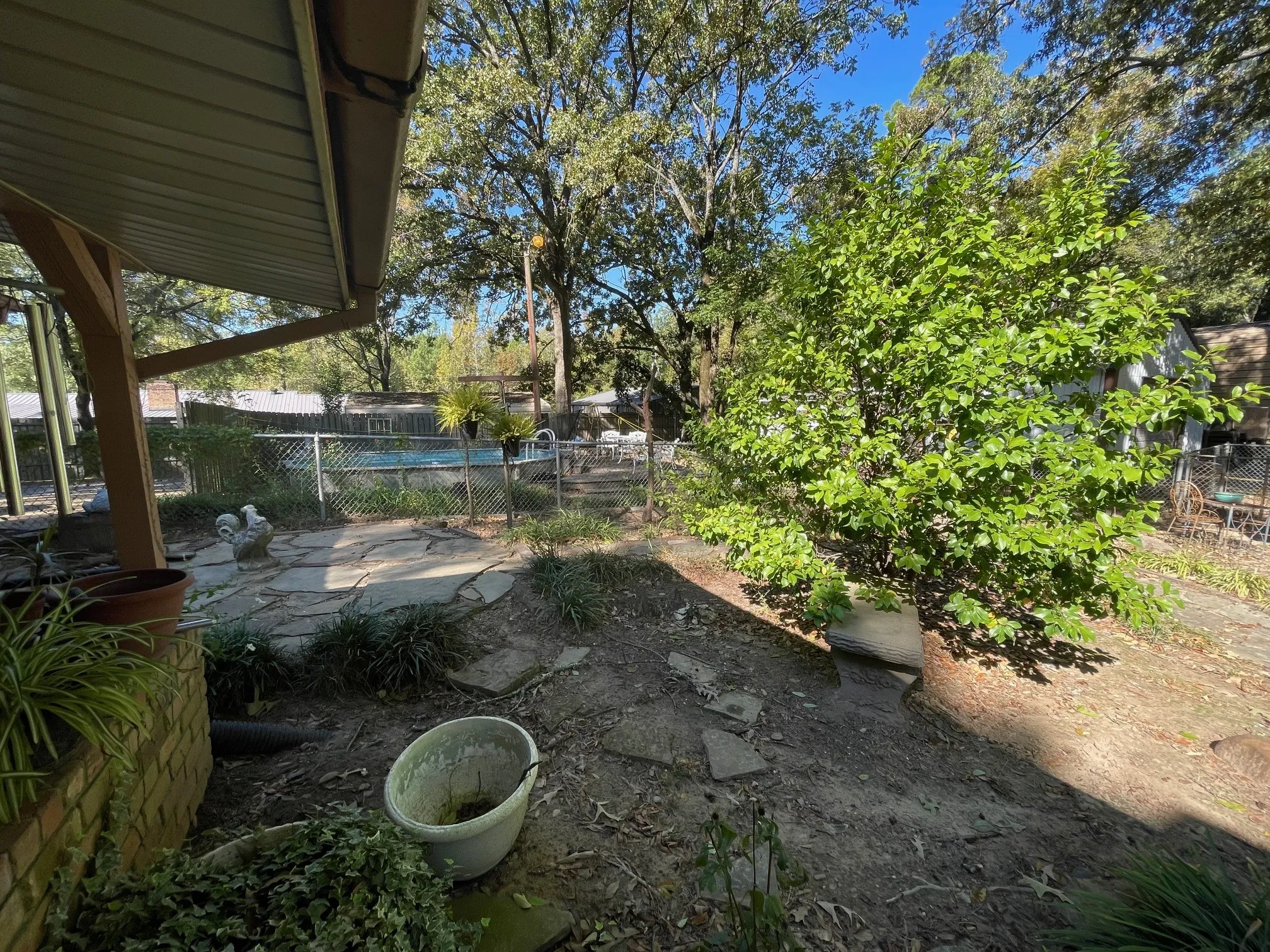 Single Family Residence For Sale in Morris County , 1203 CR 1127, Daingerfield, Texas 75638, 3 Bedrooms, 3 Bathrooms, 2 Garage spaces, 1,800 Sqft, built in 1977, Price $255,000, mls#21270791, Real Estate Agent in Daingerfield, Homes For Sale in Morris county, Homes For Sale in Daingerfield, Realtor in Daingerfield Texas, Real Estate Brokerage Independent Realty Texas, Luminita Cordes Realtor