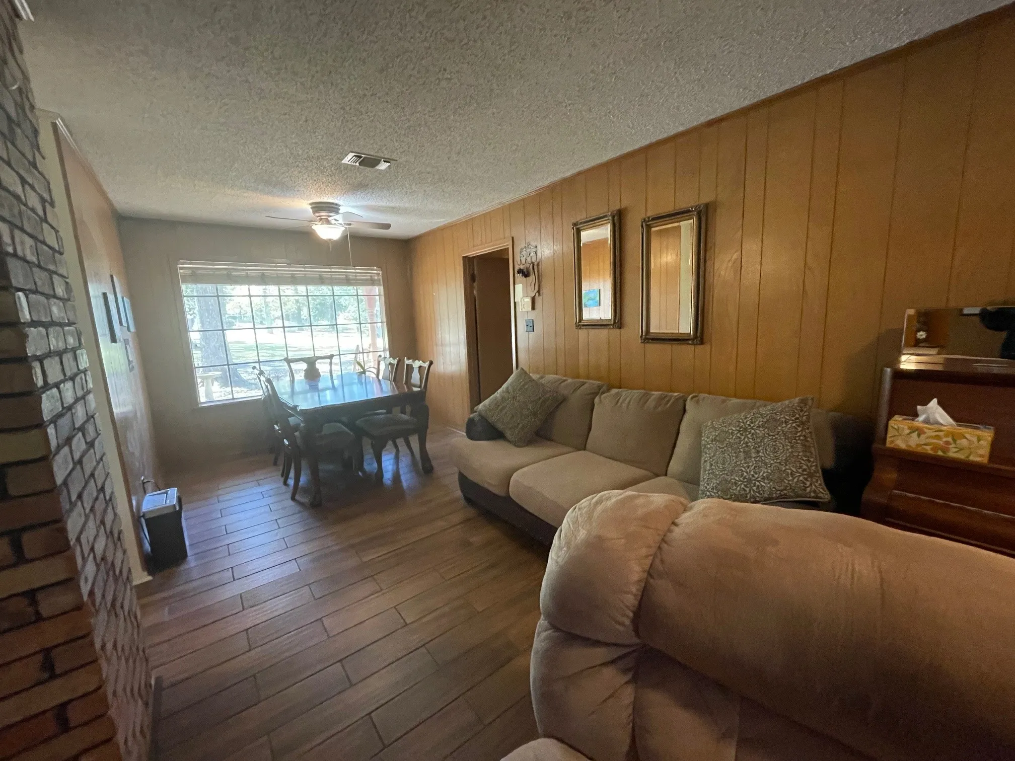 Single Family Residence For Sale in Morris County , 1203 CR 1127, Daingerfield, Texas 75638, 3 Bedrooms, 3 Bathrooms, 2 Garage spaces, 1,800 Sqft, built in 1977, Price $255,000, mls#21270791, Real Estate Agent in Daingerfield, Homes For Sale in Morris county, Homes For Sale in Daingerfield, Realtor in Daingerfield Texas, Real Estate Brokerage Independent Realty Texas, Luminita Cordes Realtor