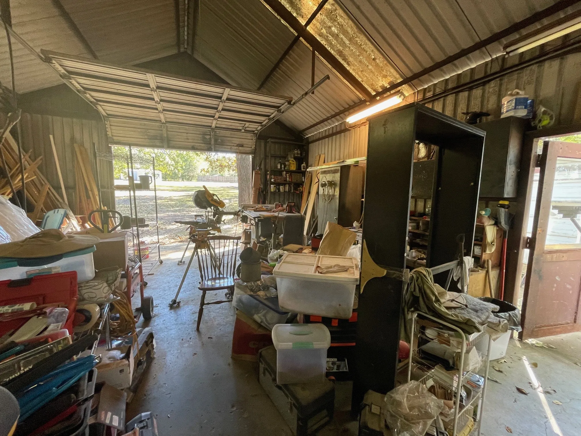 Single Family Residence For Sale in Morris County , 1203 CR 1127, Daingerfield, Texas 75638, 3 Bedrooms, 3 Bathrooms, 2 Garage spaces, 1,800 Sqft, built in 1977, Price $255,000, mls#21270791, Real Estate Agent in Daingerfield, Homes For Sale in Morris county, Homes For Sale in Daingerfield, Realtor in Daingerfield Texas, Real Estate Brokerage Independent Realty Texas, Luminita Cordes Realtor