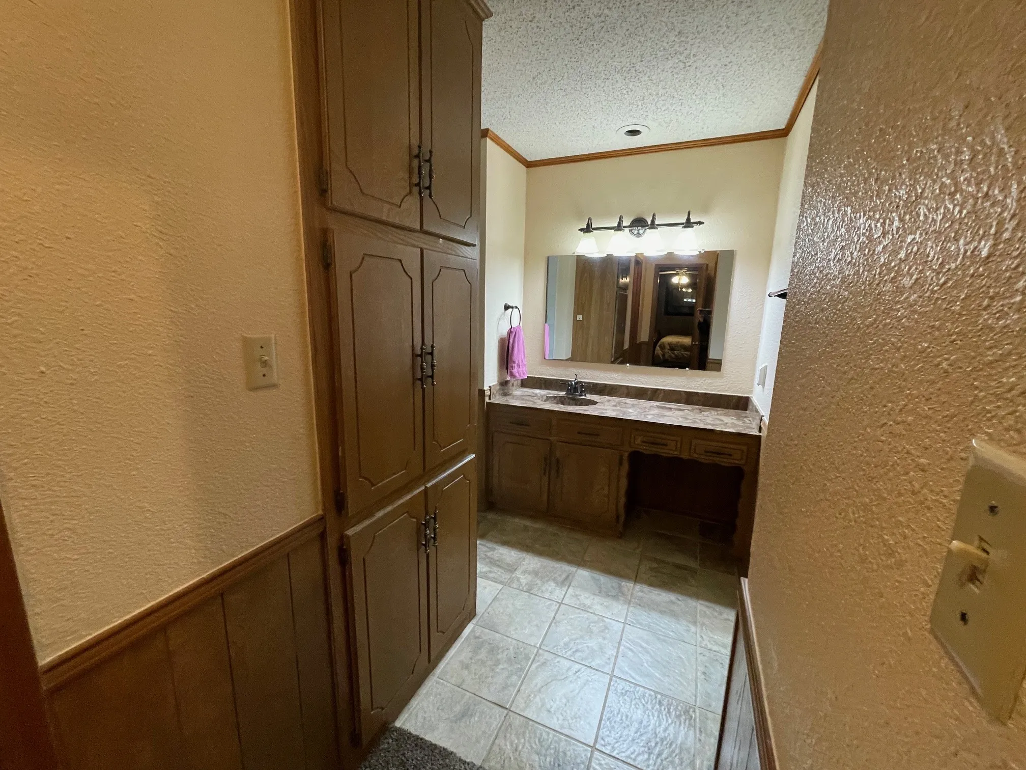 Single Family Residence For Sale in Morris County , 1203 CR 1127, Daingerfield, Texas 75638, 3 Bedrooms, 3 Bathrooms, 2 Garage spaces, 1,800 Sqft, built in 1977, Price $255,000, mls#21270791, Real Estate Agent in Daingerfield, Homes For Sale in Morris county, Homes For Sale in Daingerfield, Realtor in Daingerfield Texas, Real Estate Brokerage Independent Realty Texas, Luminita Cordes Realtor