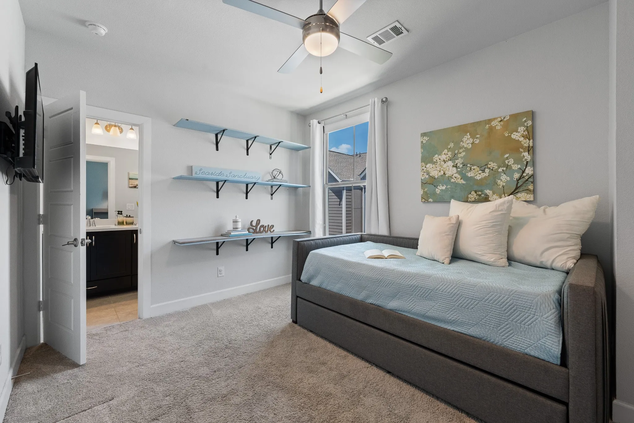 Single Family Residence For Sale in Dallas County , 2739 Flowering Peach Lane, Dallas, Texas 75212, 3 Bedroom, 4 Bathroom, 2 Garage spaces, 1,848 Sqft, built in 2019, mls#21269163, Real Estate Agent in Dallas, Homes For Sale in Dallas county, Homes For Sale in Dallas, Realtor in Dallas Texas, Real Estate Brokerage Independent Realty Texas, Luminita Cordes Realtor