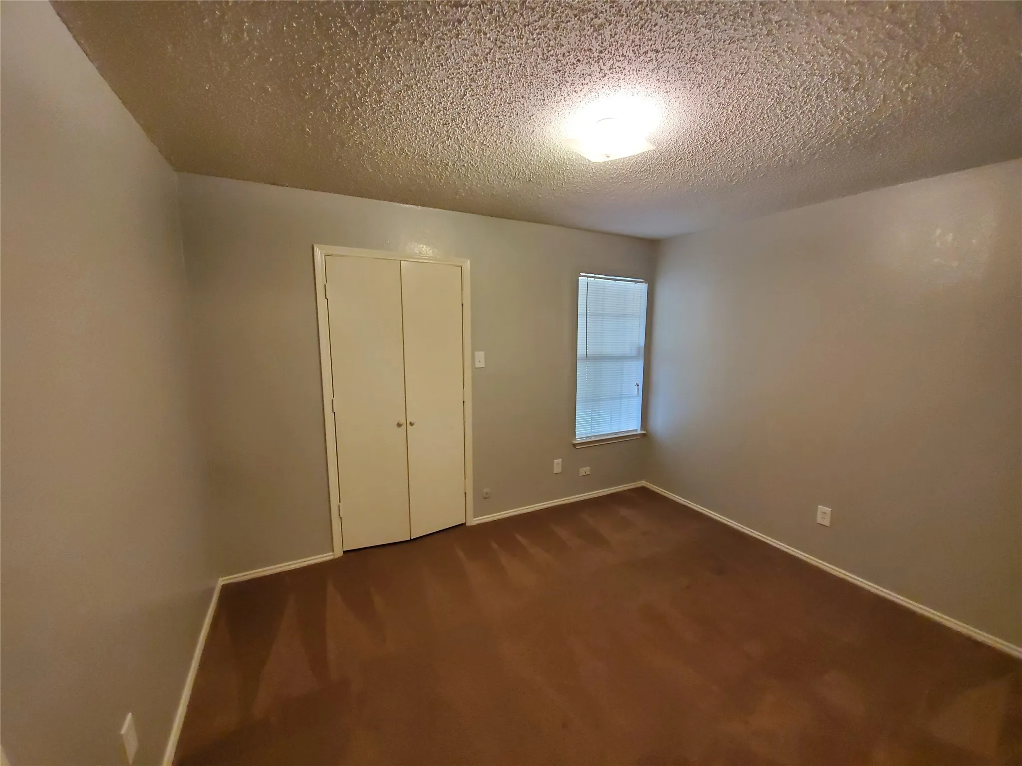 Duplex For Rent in Dallas County , 10212 Hillhouse Lane, Dallas, Texas 75227, 2 Bedroom, 1 Bathroom, Garage spaces, 1,183 Sqft, built in 1984, mls#21270838, Real Estate Agent in Dallas, Homes For Rent in Dallas county, Homes For Rent in Dallas, Realtor in Dallas Texas, Real Estate Brokerage Independent Realty Texas, Luminita Cordes Realtor